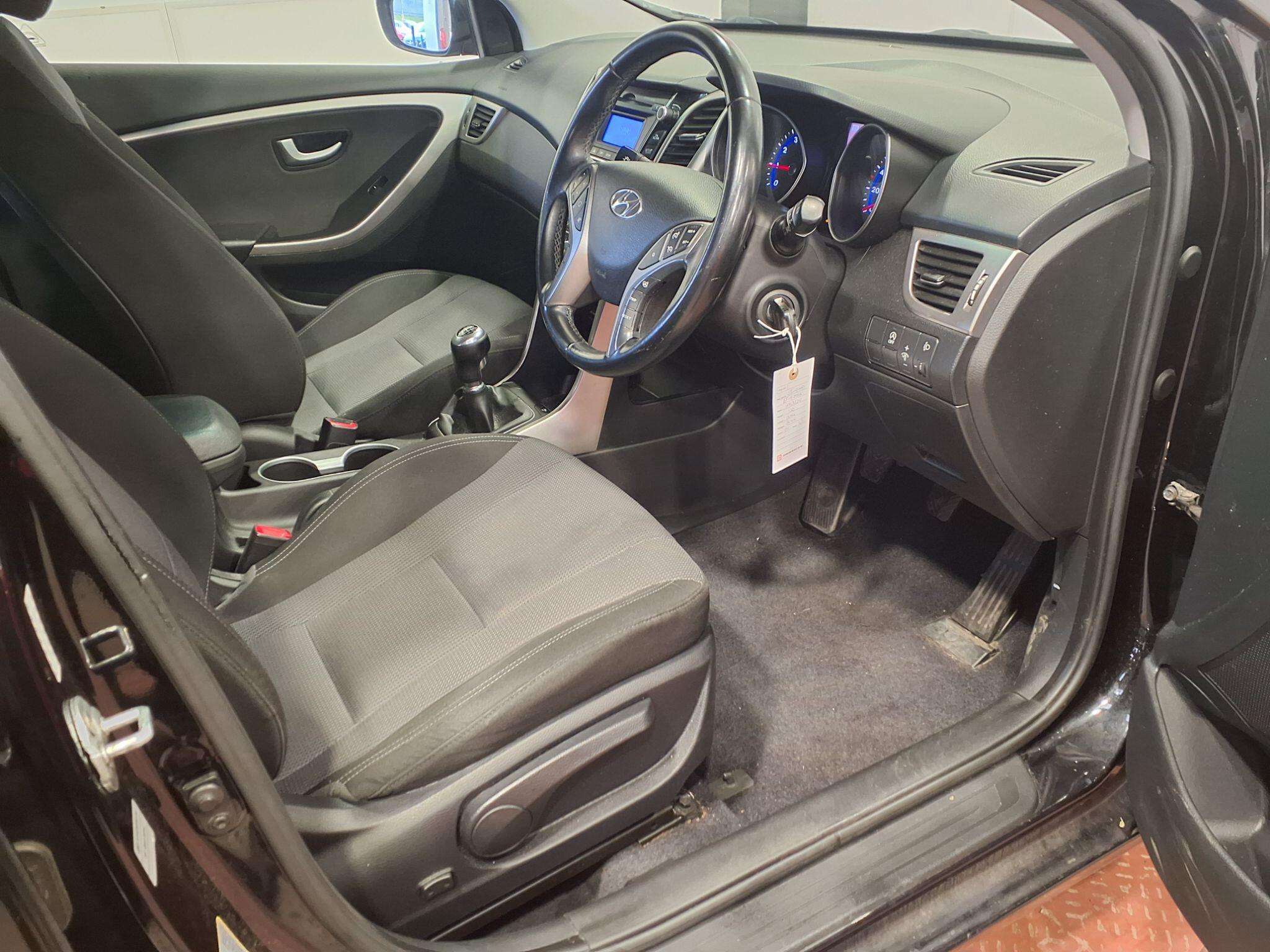2015 HYUNDAI I30 2015 HYUNDAI I30