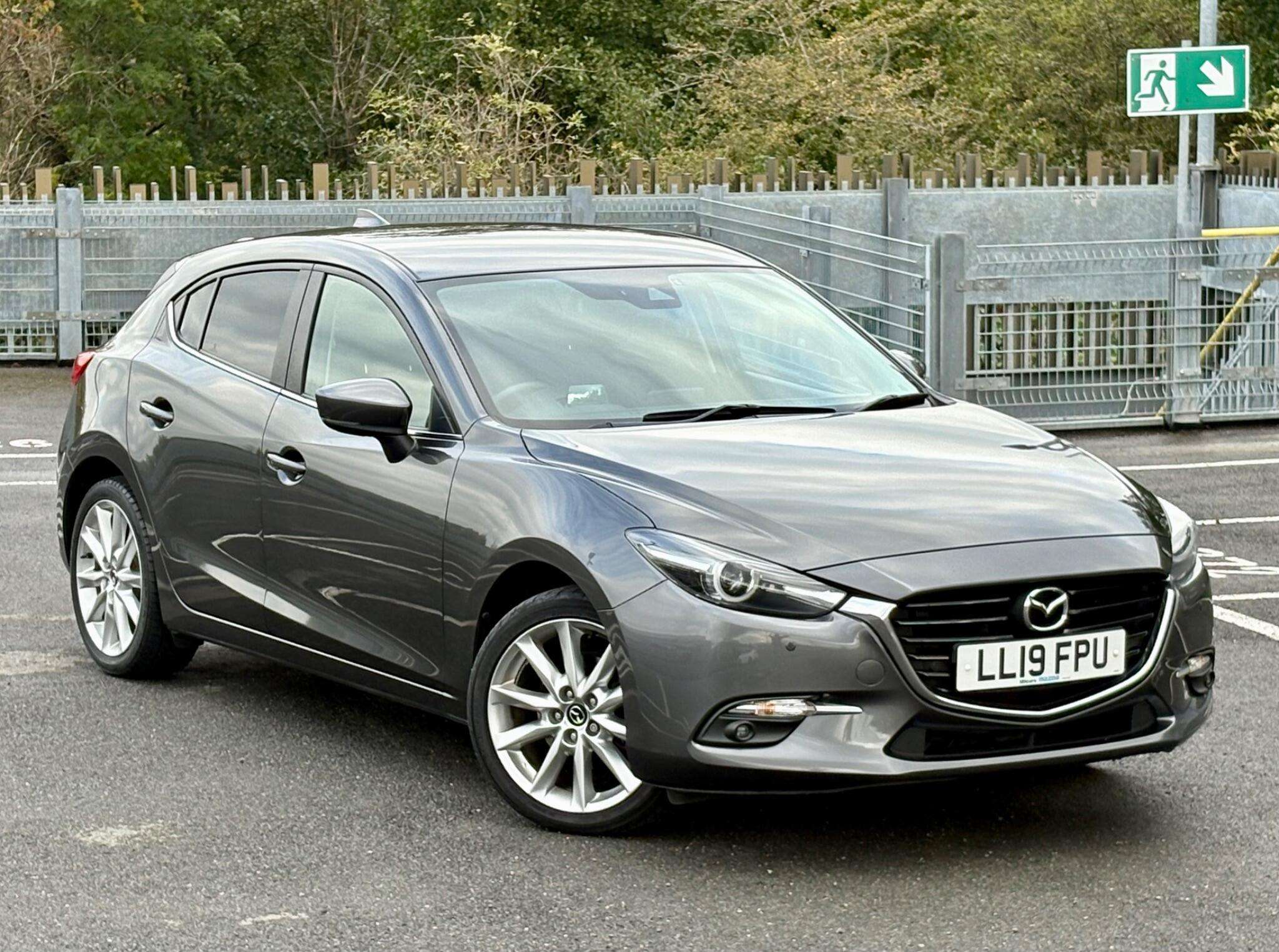 A 2019 MAZDA 3 2.0 SKYACTIV-G Sport Nav Euro 6 (s/s) 5dr A 2019 MAZDA 3 2.0 SKYACTIV-G Sport Nav Euro 6 (s/s) 5dr