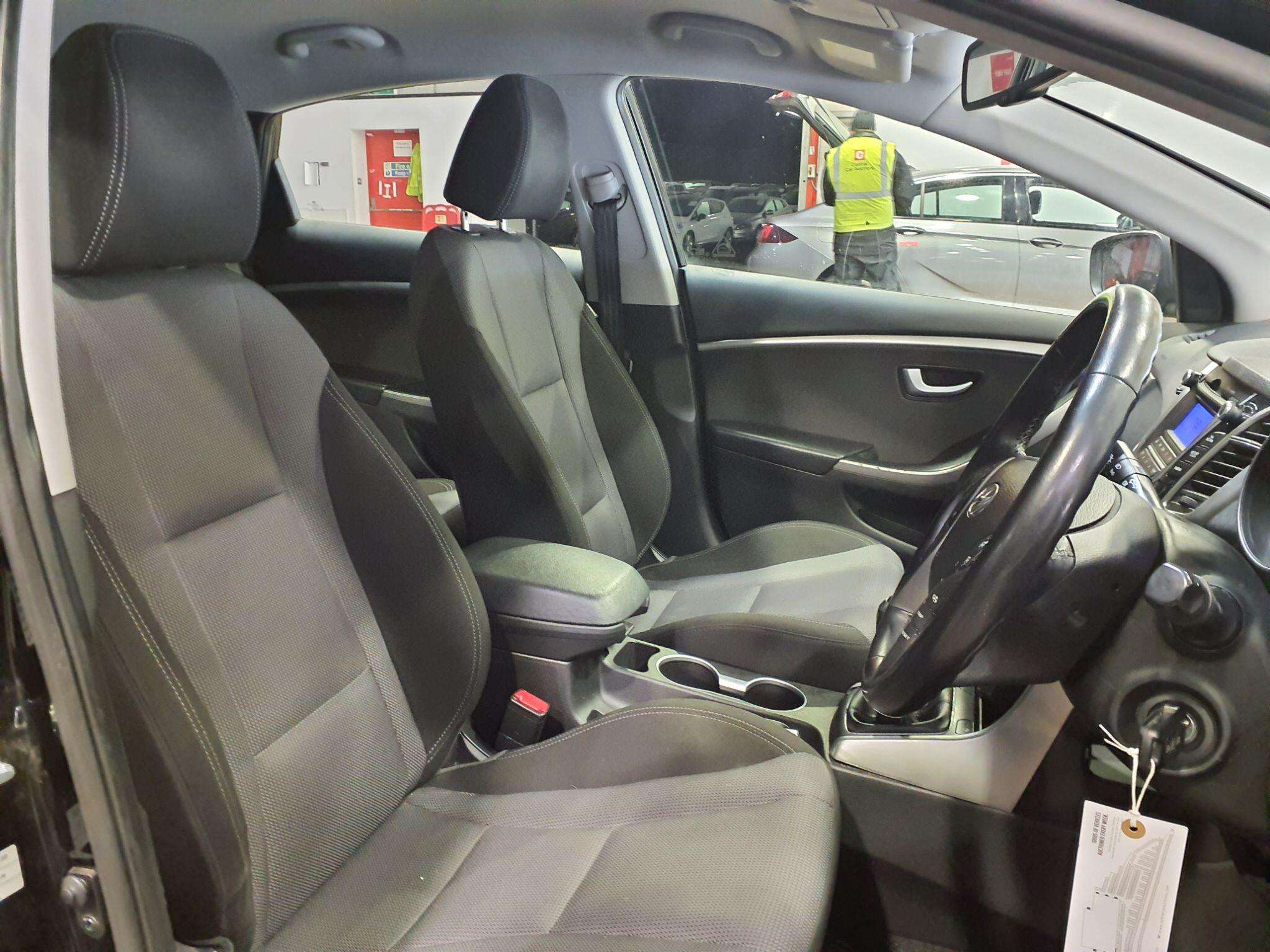 2015 HYUNDAI I30 2015 HYUNDAI I30