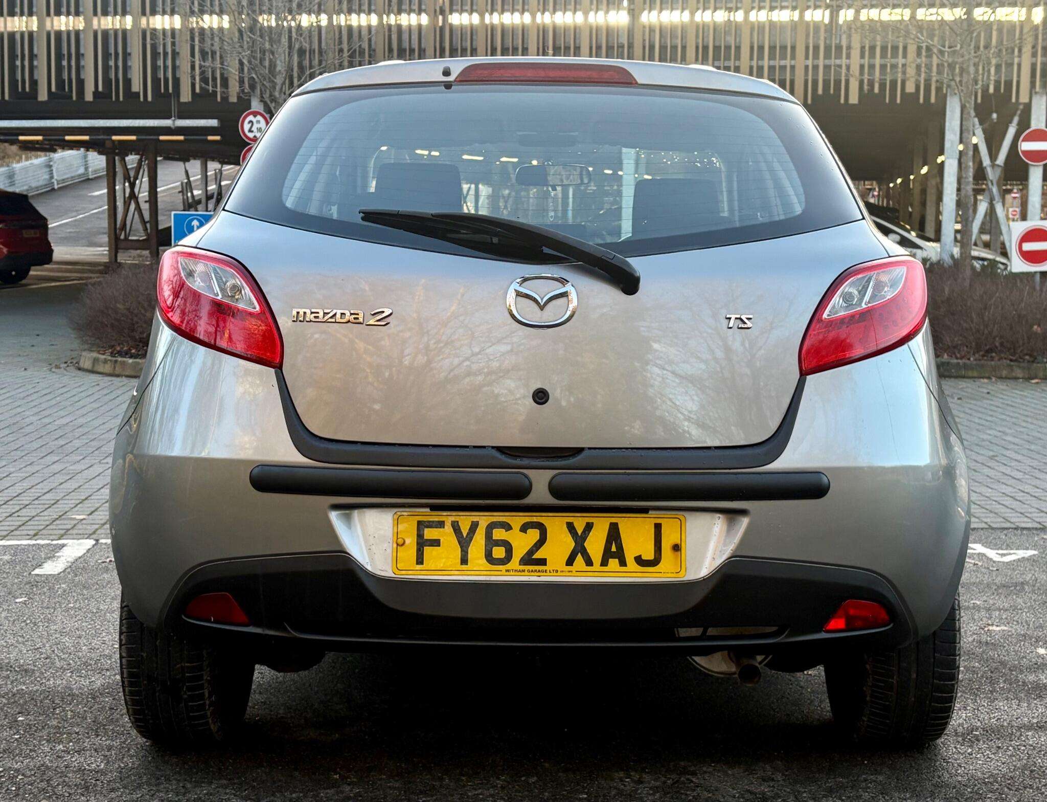 2012 MAZDA MAZDA2 2012 MAZDA MAZDA2