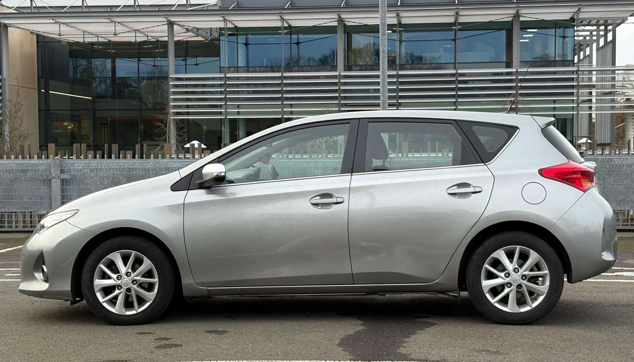 2014 TOYOTA AURIS 2014 TOYOTA AURIS