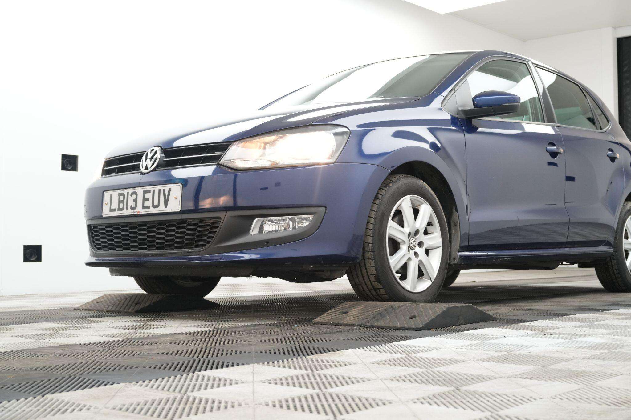 A 2013 VOLKSWAGEN POLO 1.2 Match Edition Euro 5 5dr A 2013 VOLKSWAGEN POLO 1.2 Match Edition Euro 5 5dr