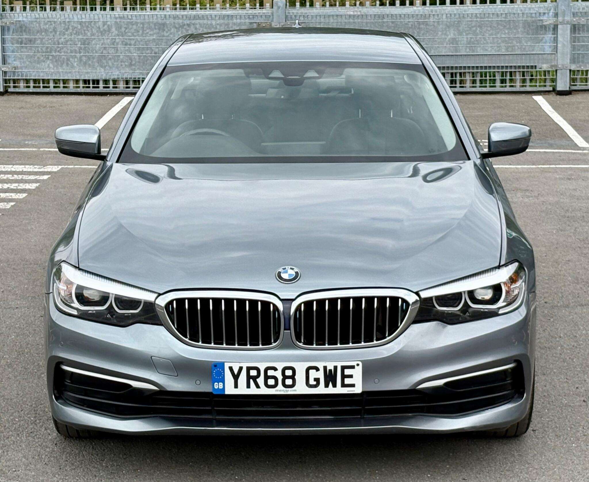 A 2018 BMW 5 SERIES 2.0 530e 9.2kWh SE Auto Euro 6 (s/s) 4dr A 2018 BMW 5 SERIES 2.0 530e 9.2kWh SE Auto Euro 6 (s/s) 4dr
