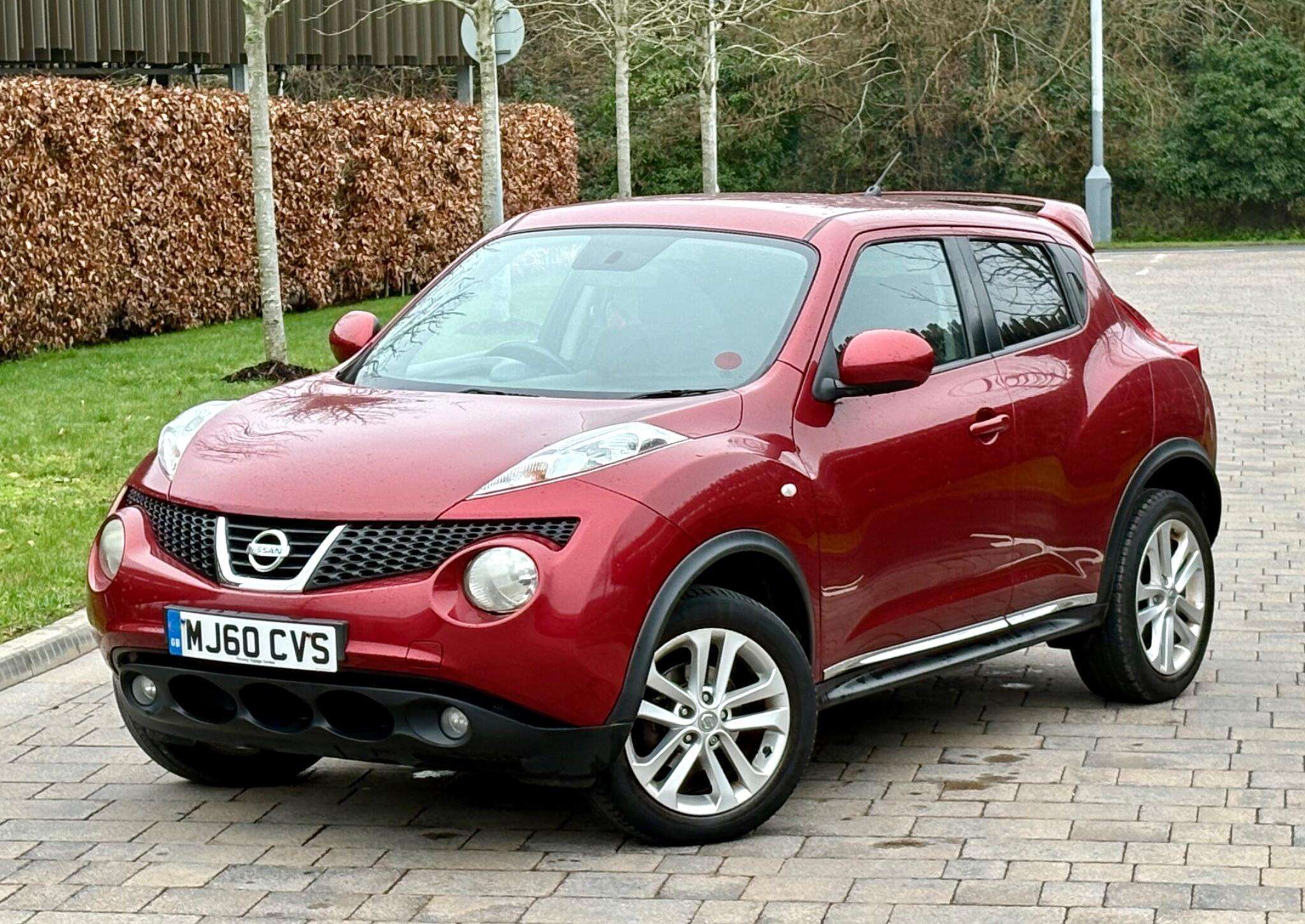 A 2010 NISSAN JUKE 1.6 Acenta Premium Euro 5 5dr A 2010 NISSAN JUKE 1.6 Acenta Premium Euro 5 5dr