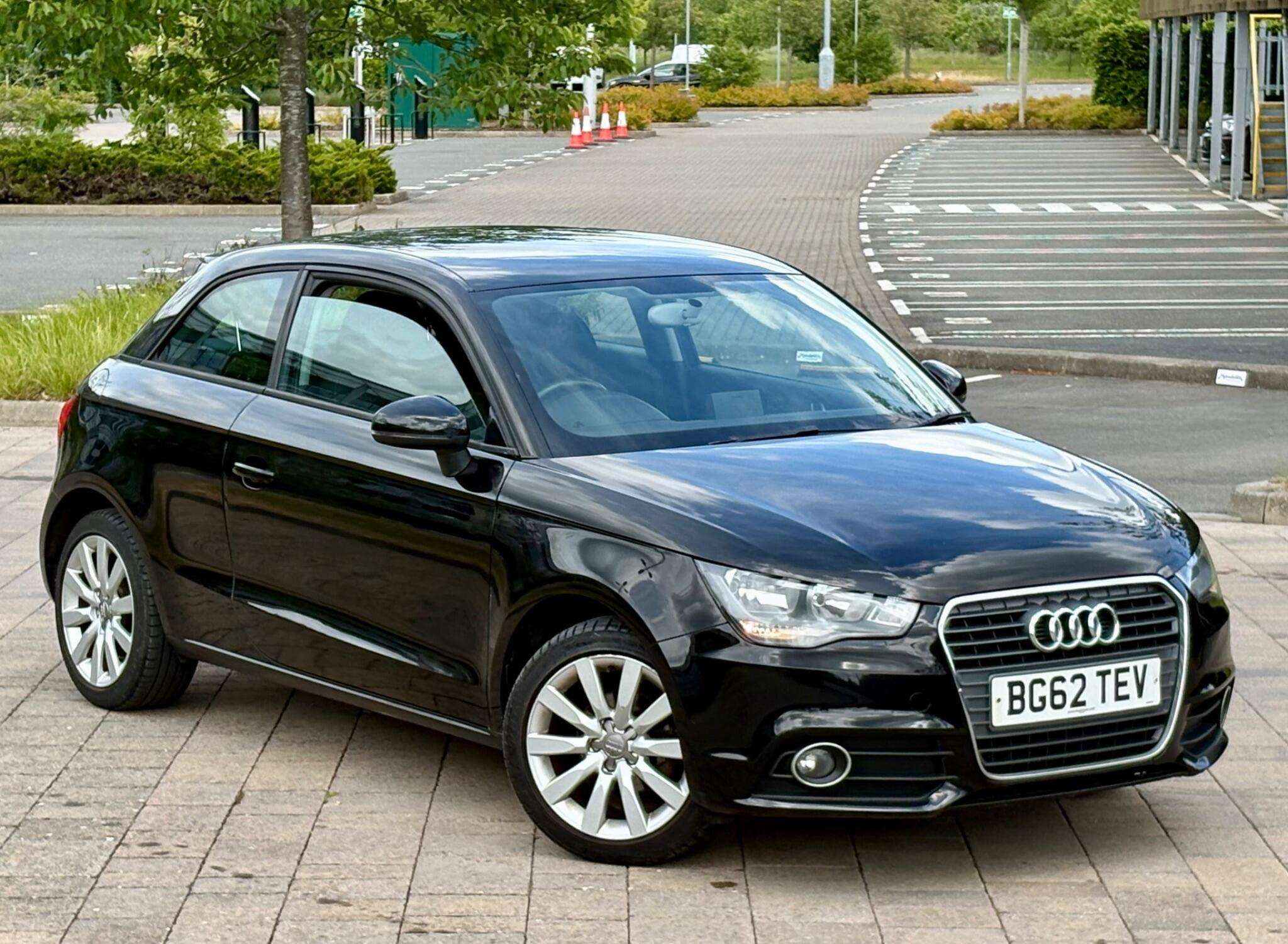 A 2012 AUDI A1 1.2 TFSI Sport Euro 5 (s/s) 3dr A 2012 AUDI A1 1.2 TFSI Sport Euro 5 (s/s) 3dr