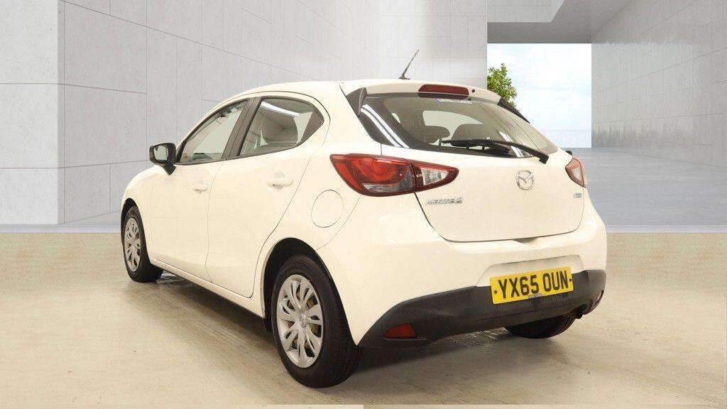 A 2015 MAZDA MAZDA2 1.5 SKYACTIV-G SE Euro 6 (s/s) 5dr A 2015 MAZDA MAZDA2 1.5 SKYACTIV-G SE Euro 6 (s/s) 5dr