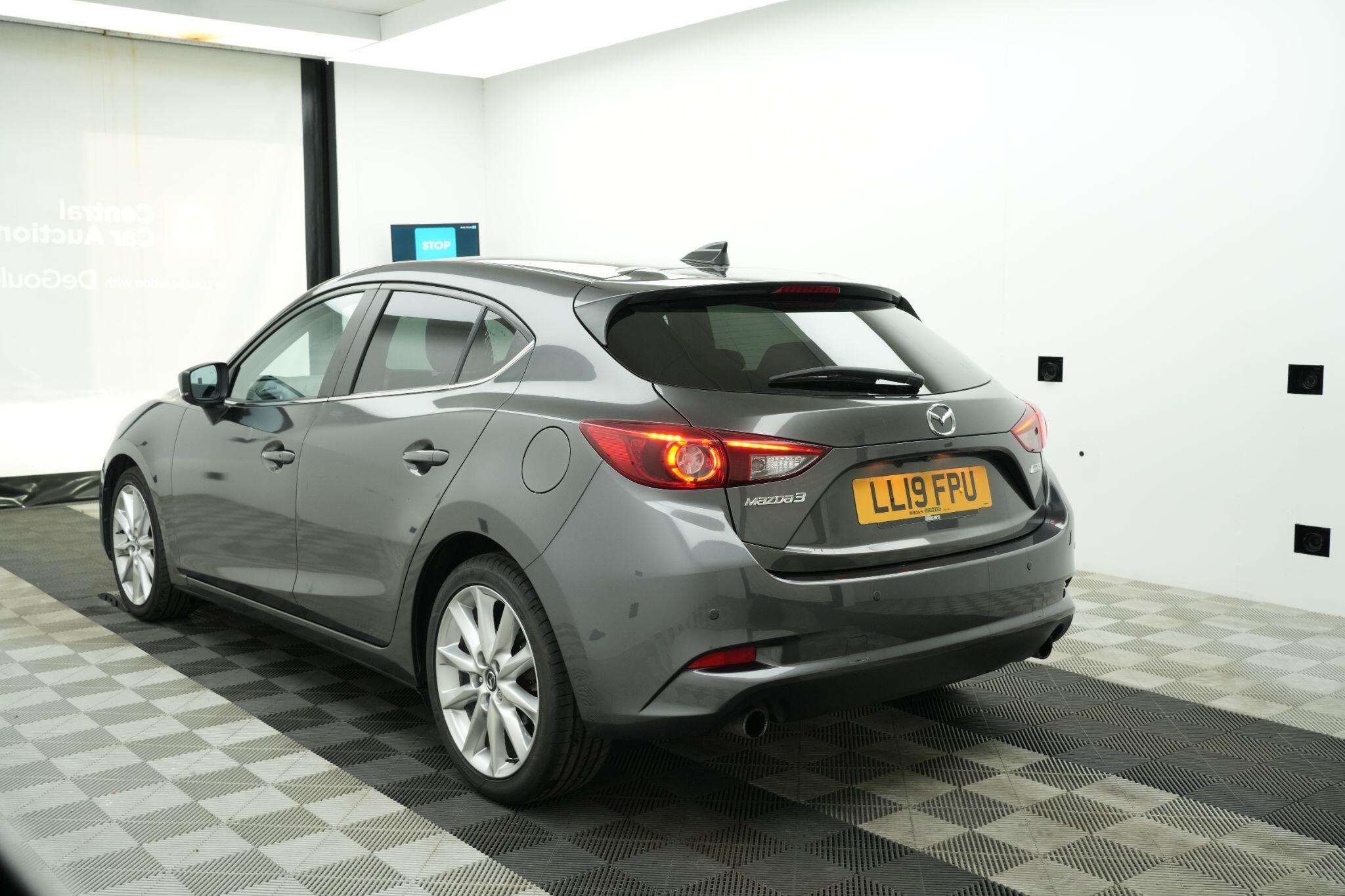 A 2019 MAZDA 3 2.0 SKYACTIV-G Sport Nav Euro 6 (s/s) 5dr A 2019 MAZDA 3 2.0 SKYACTIV-G Sport Nav Euro 6 (s/s) 5dr