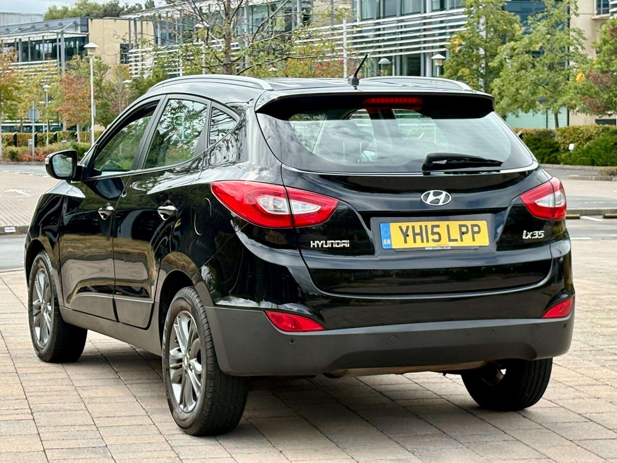 A 2015 HYUNDAI IX35 1.6 GDi SE Euro 5 5dr A 2015 HYUNDAI IX35 1.6 GDi SE Euro 5 5dr