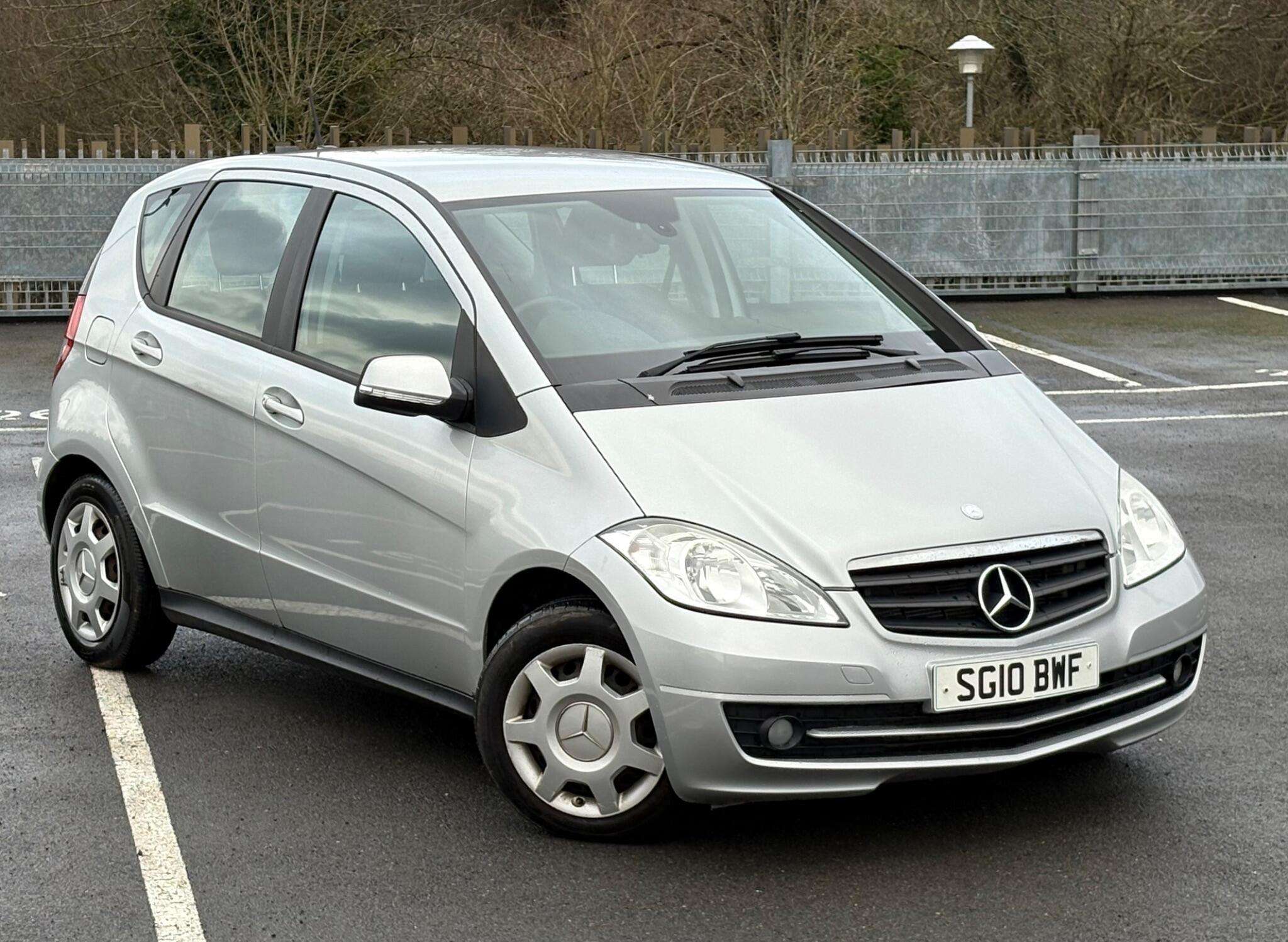 A 2010 MERCEDES-BENZ A CLASS 1.5 A160 Classic SE CVT 5dr A 2010 MERCEDES-BENZ A CLASS 1.5 A160 Classic SE CVT 5dr
