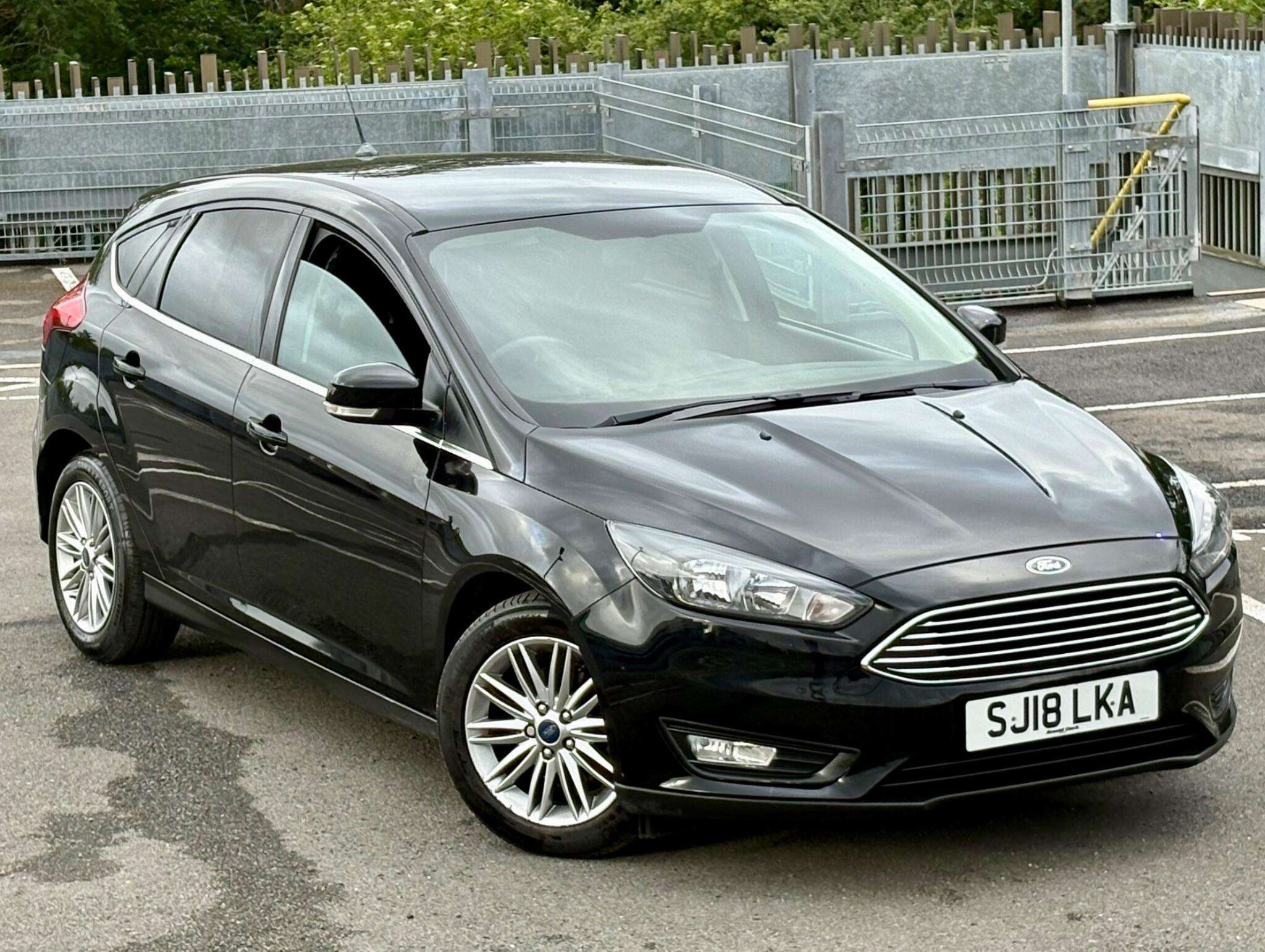 A 2018 FORD FOCUS 1.0T EcoBoost Zetec Edition Euro 6 (s/s) 5dr A 2018 FORD FOCUS 1.0T EcoBoost Zetec Edition Euro 6 (s/s) 5dr