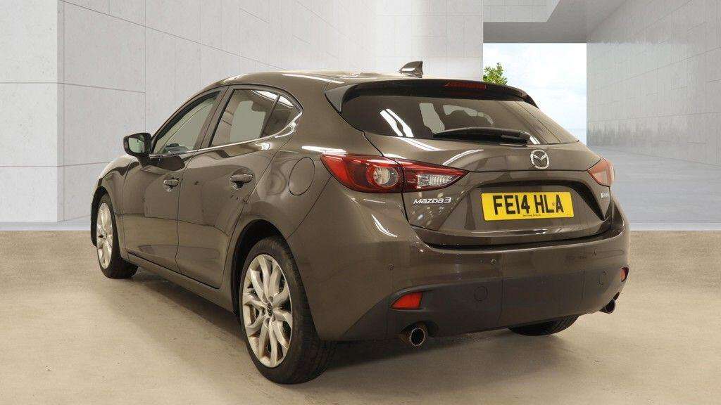 A 2014 MAZDA 3 2.0 SKYACTIV-G Sport Nav Euro 5 (s/s) 5dr A 2014 MAZDA 3 2.0 SKYACTIV-G Sport Nav Euro 5 (s/s) 5dr