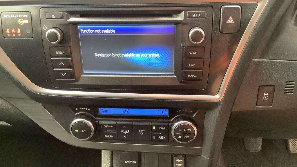 2015 TOYOTA AURIS 2015 TOYOTA AURIS