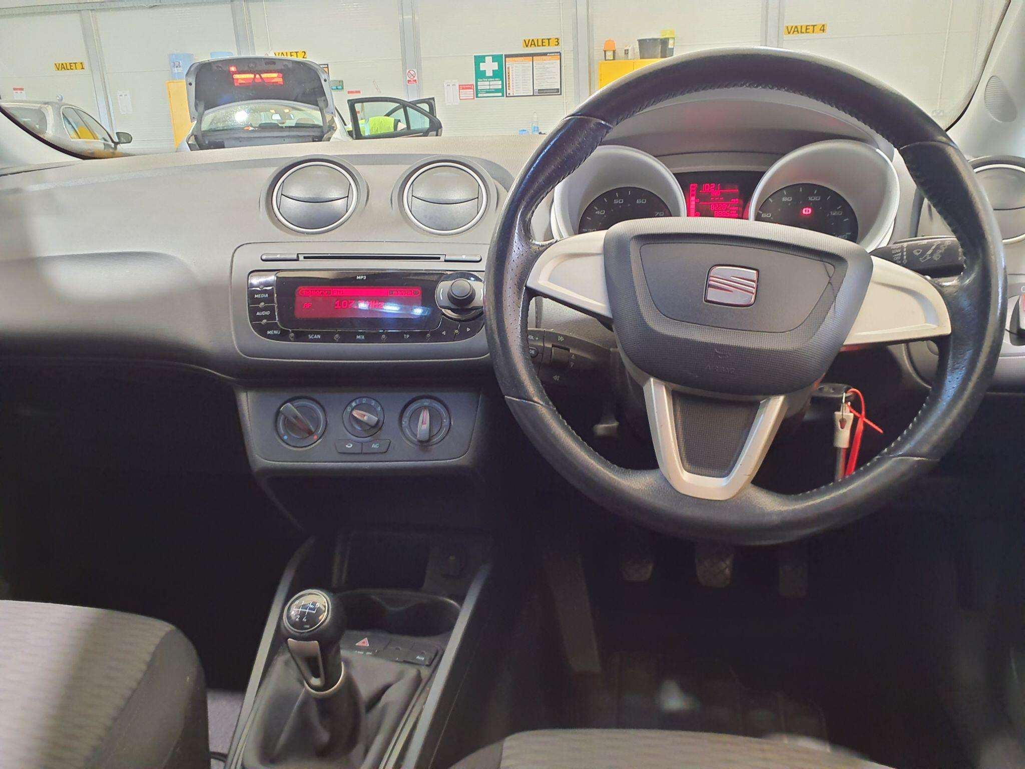 2011 SEAT IBIZA 2011 SEAT IBIZA