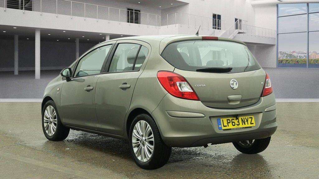 A 2014 VAUXHALL CORSA 1.4 16V SE Auto Euro 5 5dr A 2014 VAUXHALL CORSA 1.4 16V SE Auto Euro 5 5dr