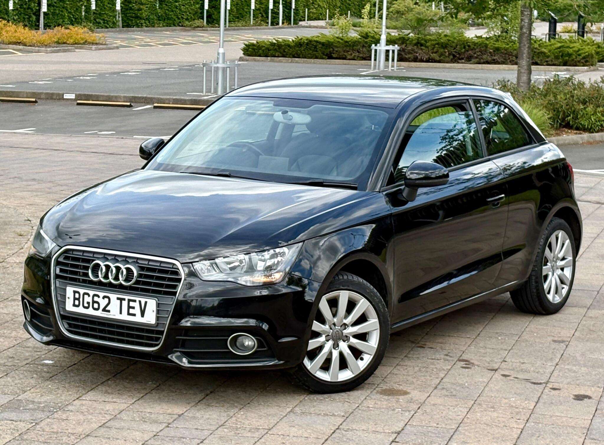 A 2012 AUDI A1 1.2 TFSI Sport Euro 5 (s/s) 3dr A 2012 AUDI A1 1.2 TFSI Sport Euro 5 (s/s) 3dr
