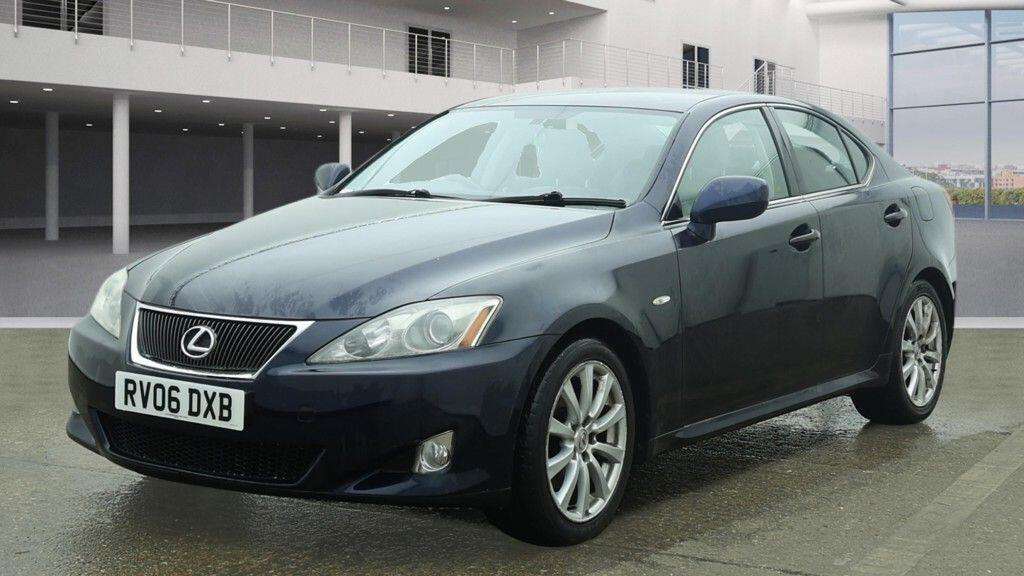 A 2006 LEXUS IS 2.5 250 SE 4dr A 2006 LEXUS IS 2.5 250 SE 4dr