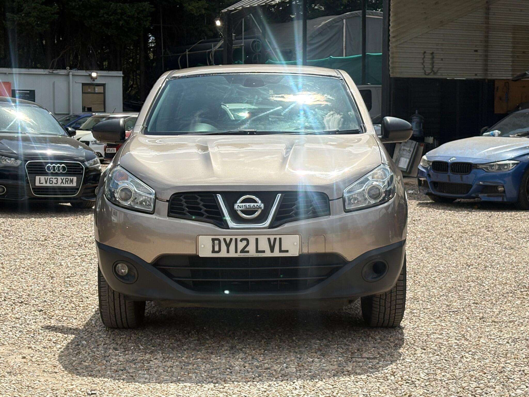 A 2012 NISSAN QASHQAI 1.6 Acenta 2WD Euro 5 (s/s) 5dr A 2012 NISSAN QASHQAI 1.6 Acenta 2WD Euro 5 (s/s) 5dr