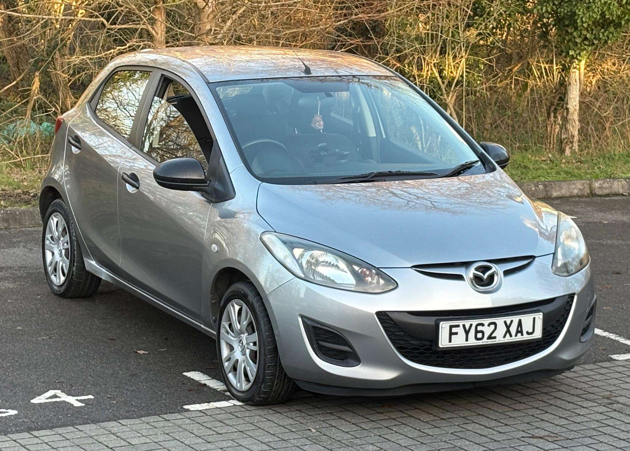 2012 MAZDA MAZDA2 2012 MAZDA MAZDA2