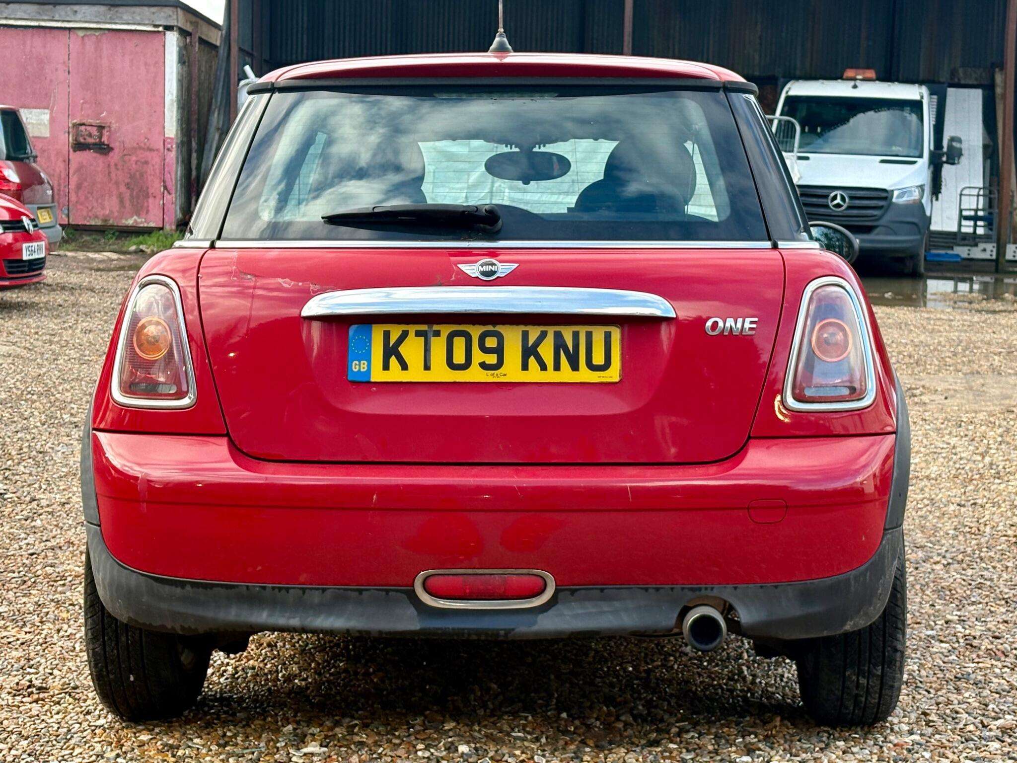 2009 MINI HATCH 2009 MINI HATCH