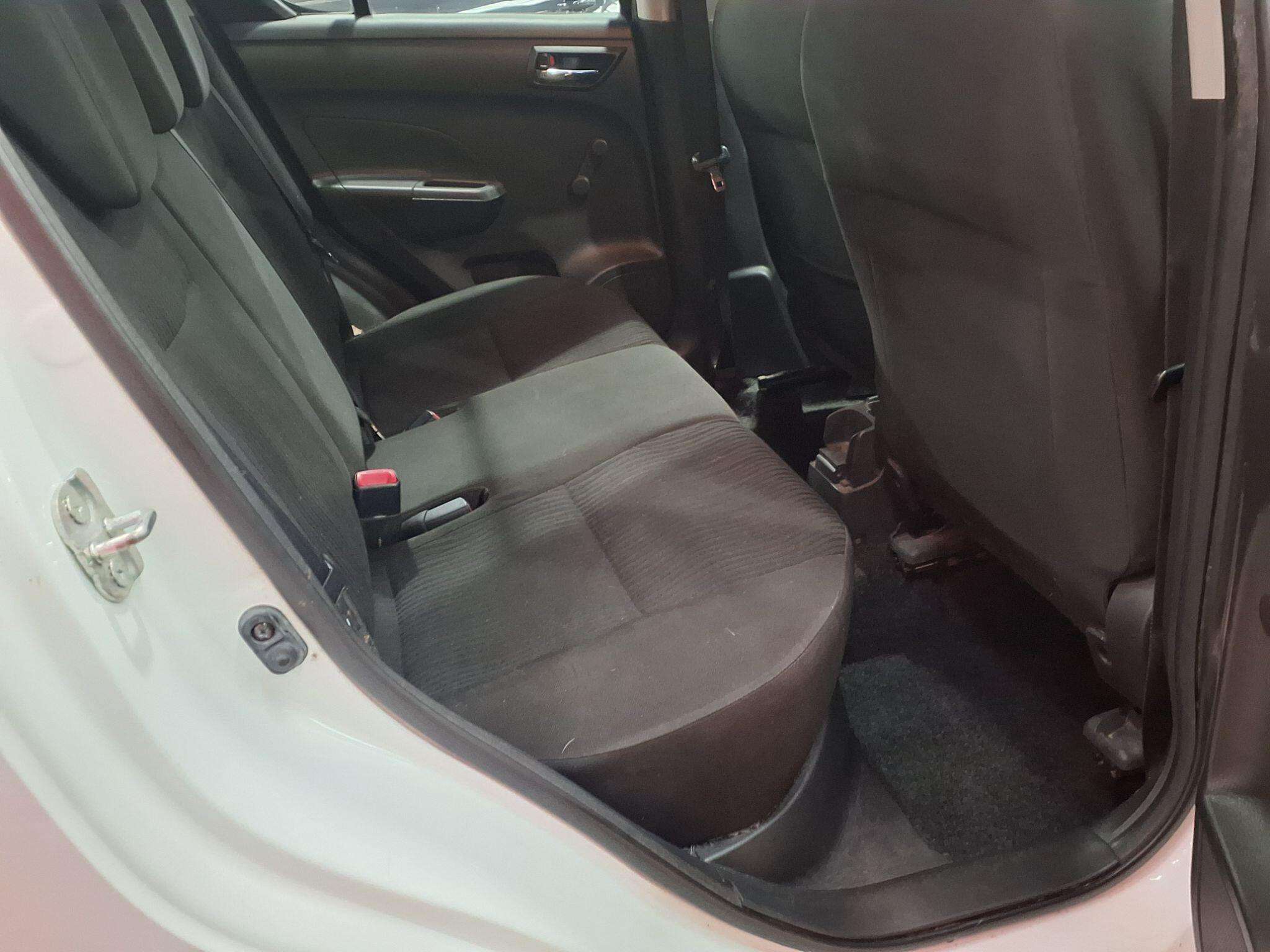 2012 SUZUKI SWIFT 2012 SUZUKI SWIFT