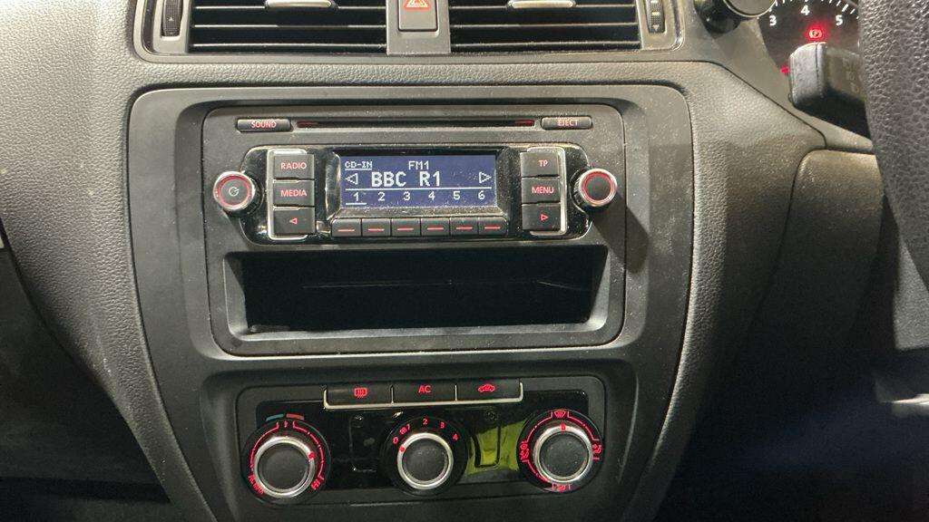 2011 VOLKSWAGEN JETTA 2011 VOLKSWAGEN JETTA