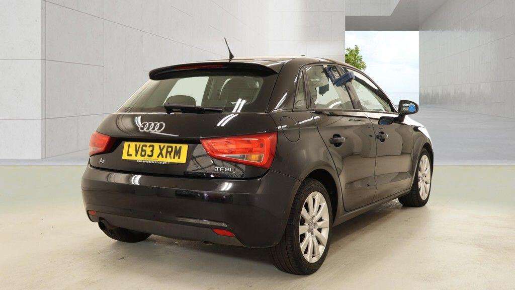 A 2013 AUDI A1 1.2 TFSI Sport Sportback Euro 5 (s/s) 5dr A 2013 AUDI A1 1.2 TFSI Sport Sportback Euro 5 (s/s) 5dr
