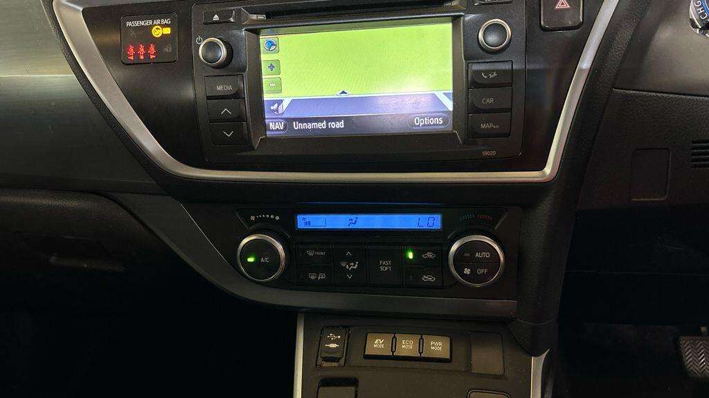 2013 TOYOTA AURIS 2013 TOYOTA AURIS