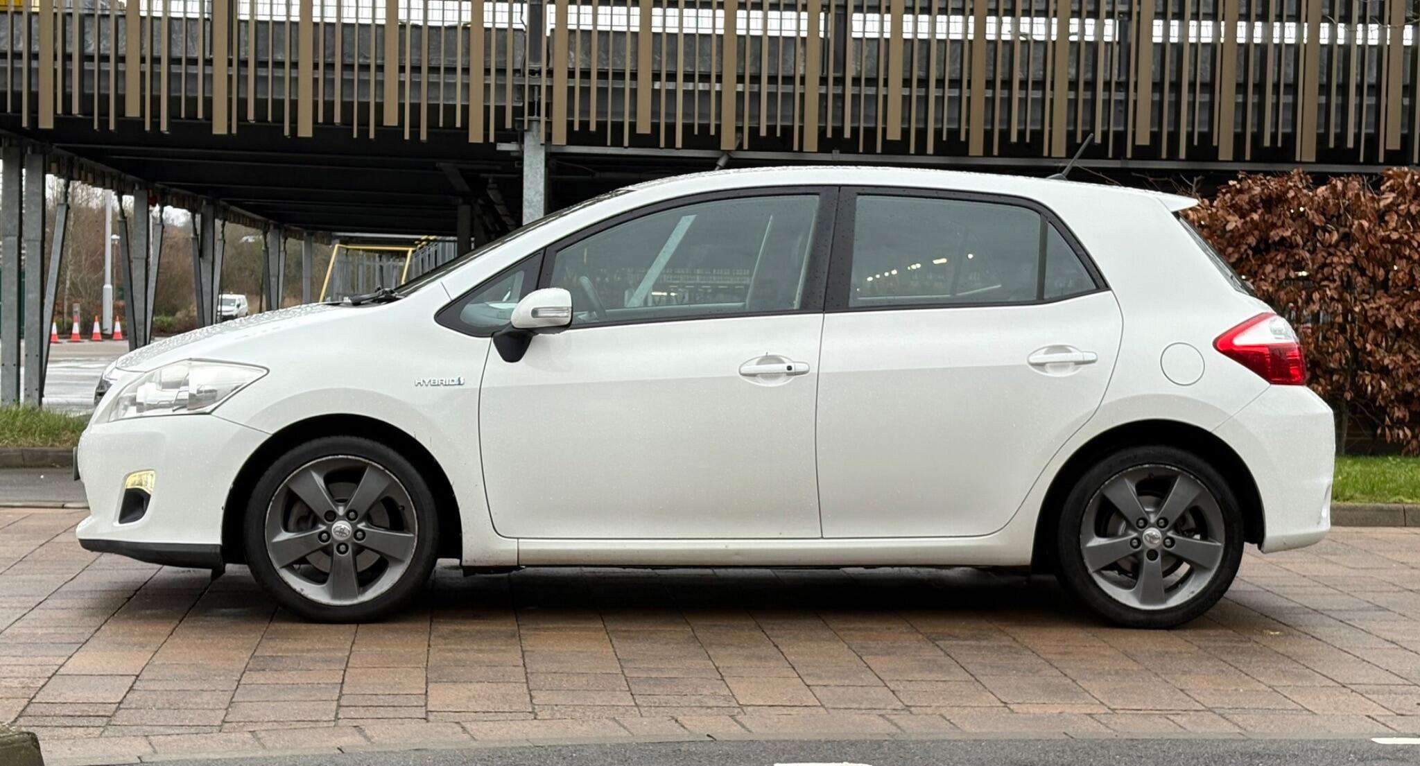 2011 TOYOTA AURIS 2011 TOYOTA AURIS