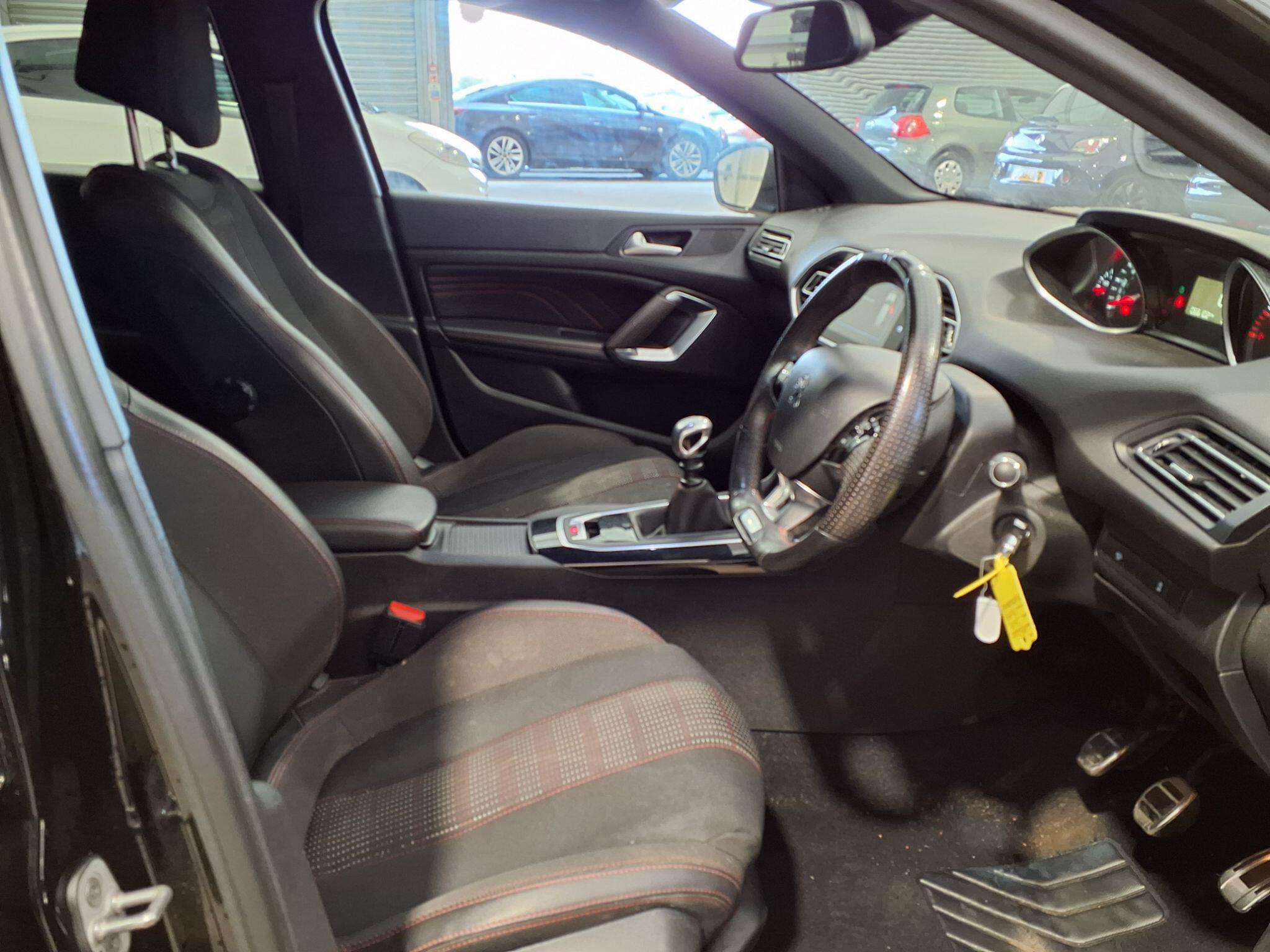 2018 PEUGEOT 308 2018 PEUGEOT 308