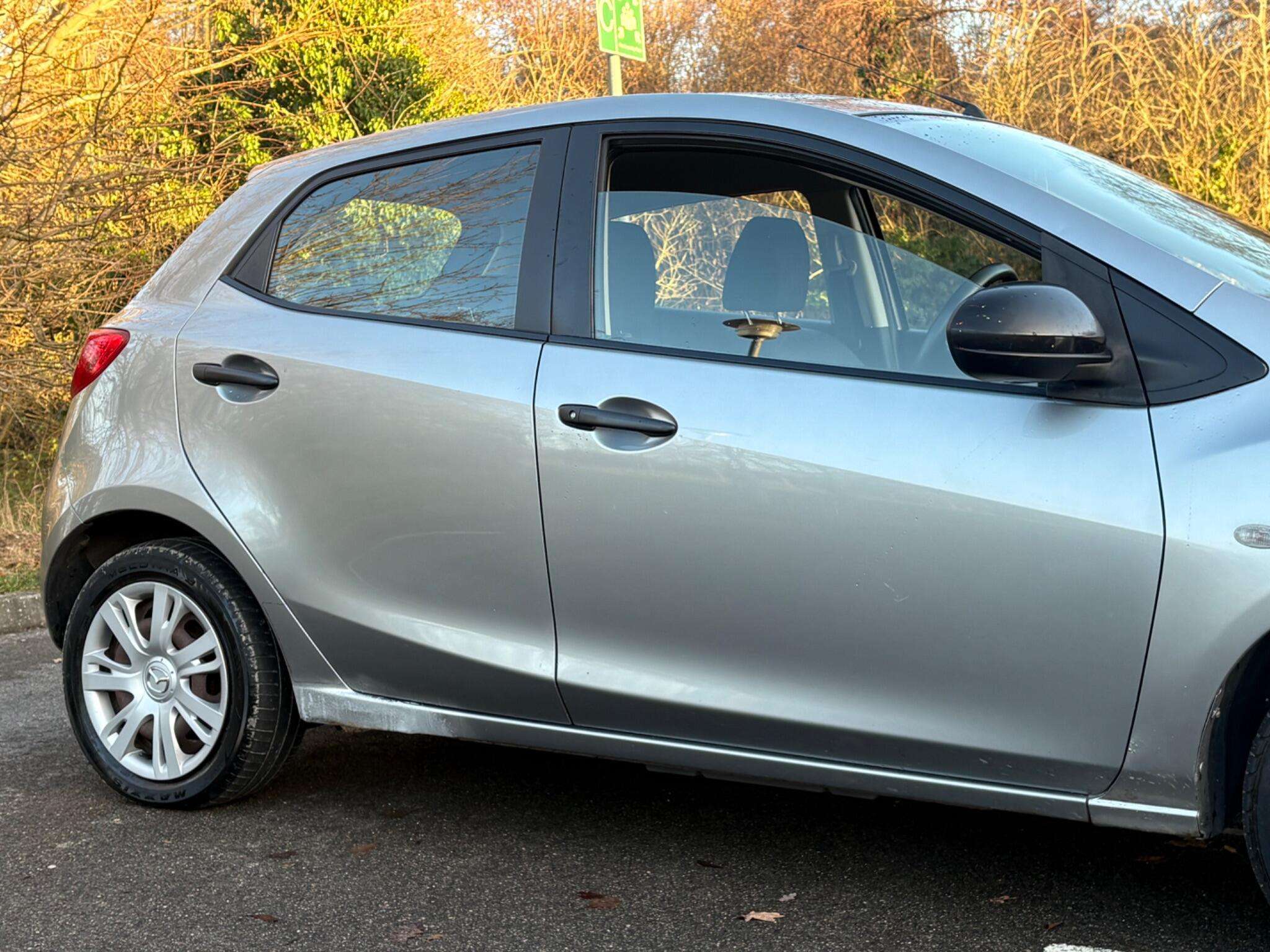 2012 MAZDA MAZDA2 2012 MAZDA MAZDA2