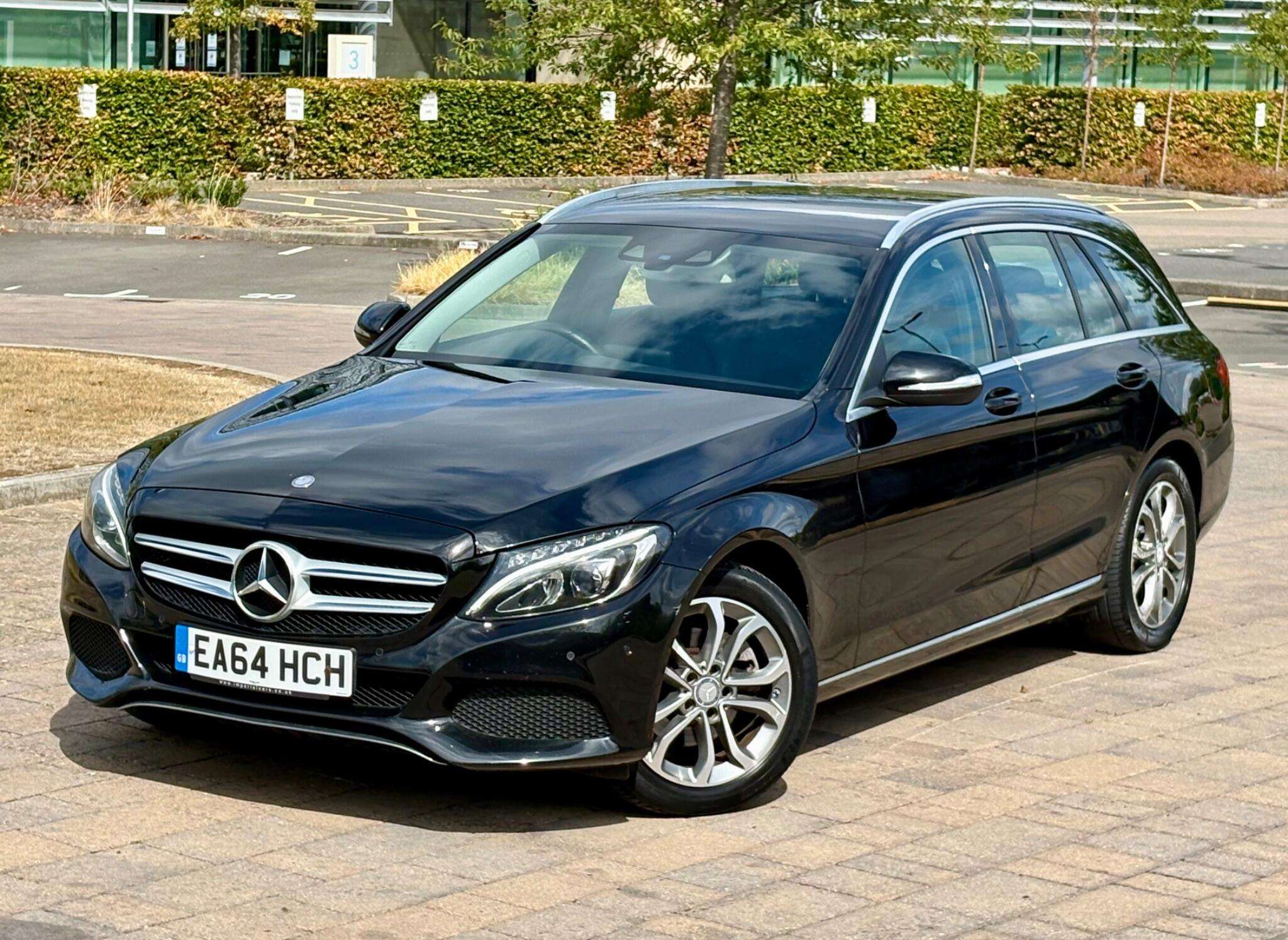 A 2014 MERCEDES-BENZ C CLASS 2.0 C200 Sport 7G-Tronic+ Euro 6 (s/s) 5dr A 2014 MERCEDES-BENZ C CLASS 2.0 C200 Sport 7G-Tronic+ Euro 6 (s/s) 5dr