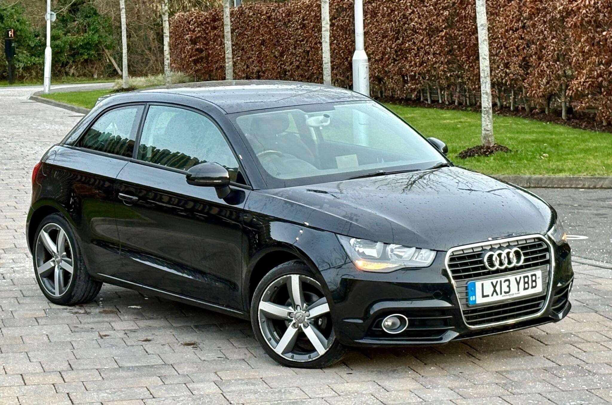 A 2013 AUDI A1 1.2 TFSI Sport Euro 5 (s/s) 3dr A 2013 AUDI A1 1.2 TFSI Sport Euro 5 (s/s) 3dr