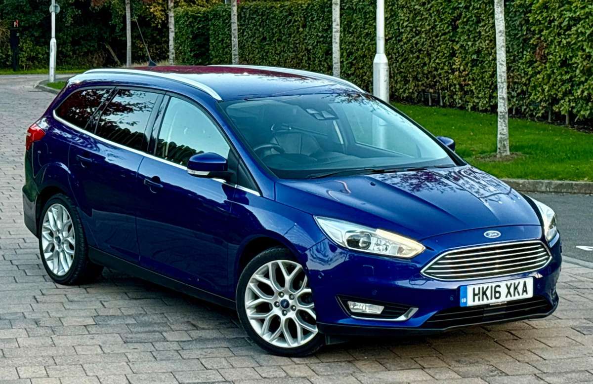 Check out this Ford Focus 2016 Petrol Manual