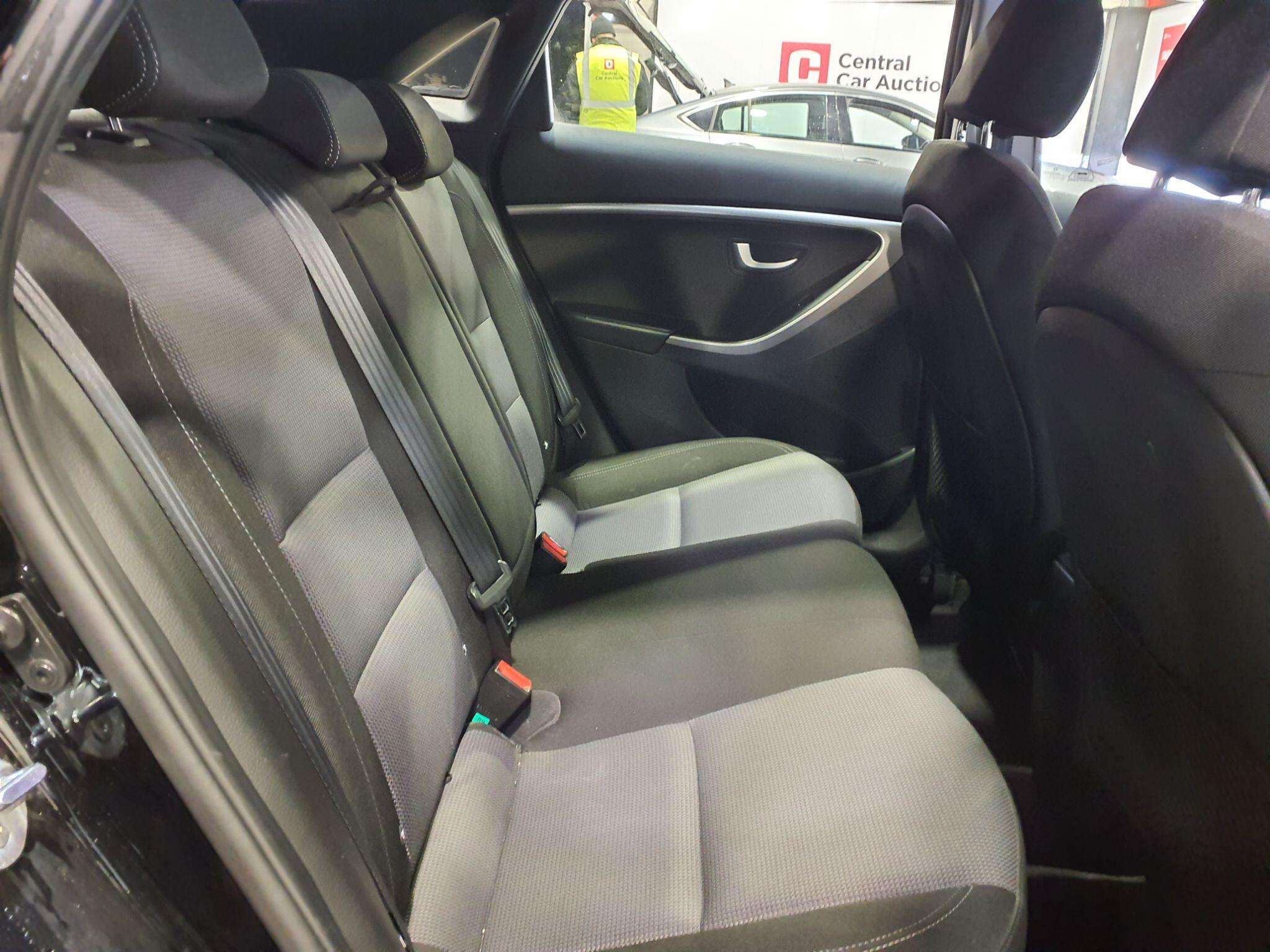 2015 HYUNDAI I30 2015 HYUNDAI I30