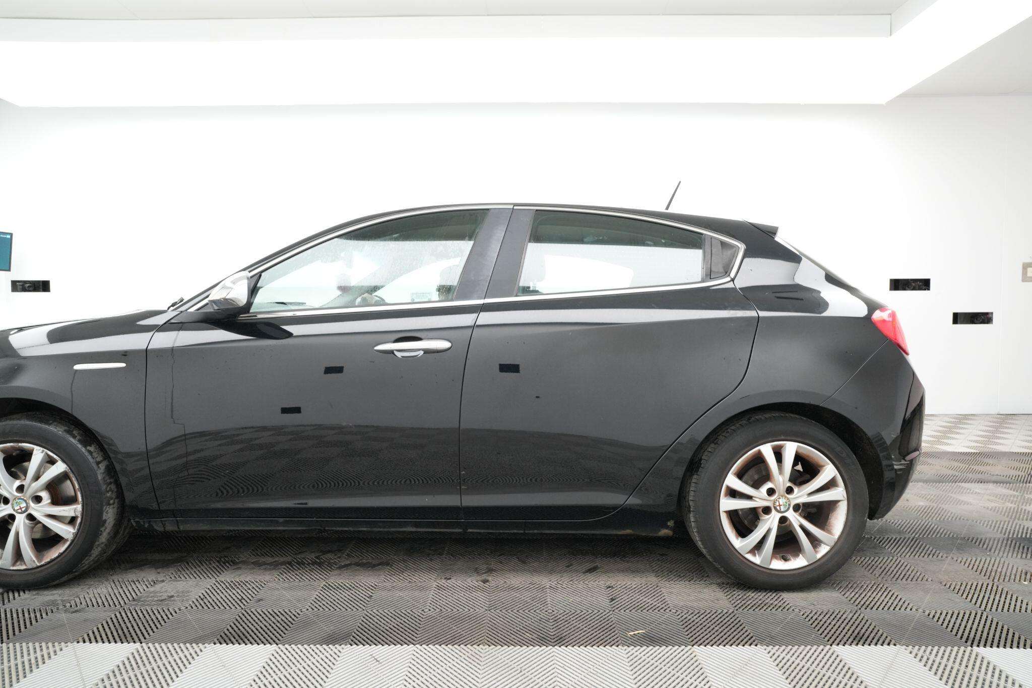 2014 ALFA ROMEO GIULIETTA 2014 ALFA ROMEO GIULIETTA