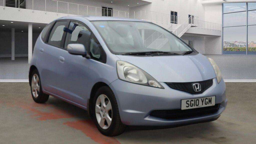 Check out this Honda Jazz 2010 Petrol Manual