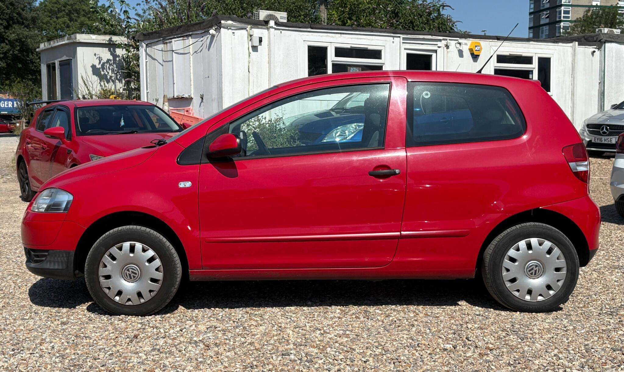 A 2011 VOLKSWAGEN FOX 1.2 6V Euro 5 3dr A 2011 VOLKSWAGEN FOX 1.2 6V Euro 5 3dr