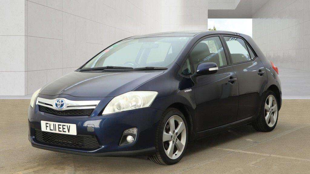 A 2011 TOYOTA AURIS 1.8 VVT-h T4 CVT Euro 5 (s/s) 5dr A 2011 TOYOTA AURIS 1.8 VVT-h T4 CVT Euro 5 (s/s) 5dr