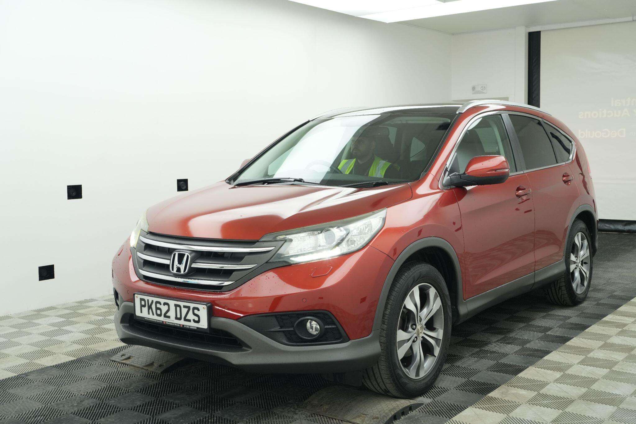 A 2012 HONDA CR-V 2.0 i-VTEC EX Auto 4WD Euro 5 5dr A 2012 HONDA CR-V 2.0 i-VTEC EX Auto 4WD Euro 5 5dr