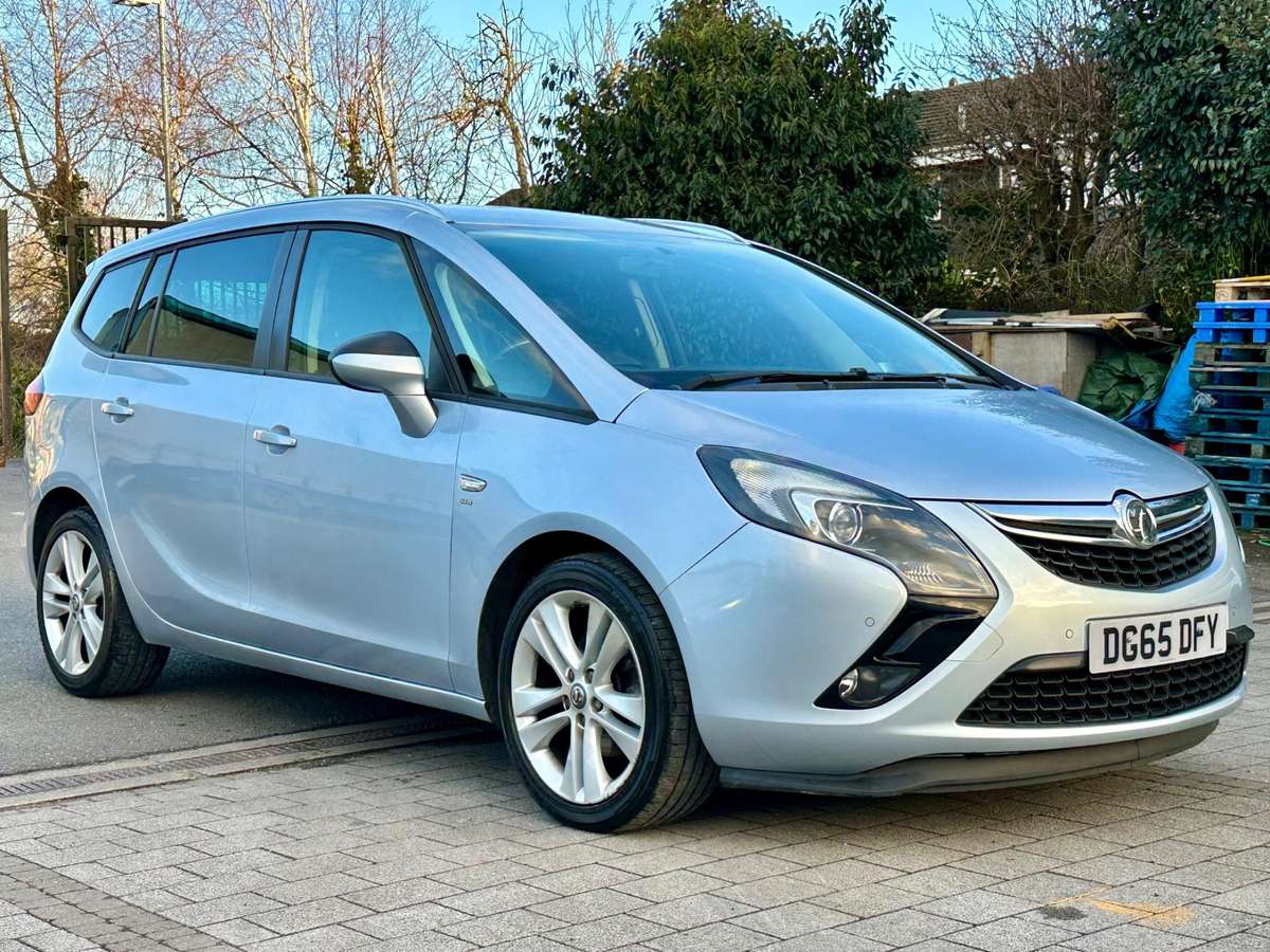 Check out this Vauxhall Zafira Tourer 2015 Petrol Manual