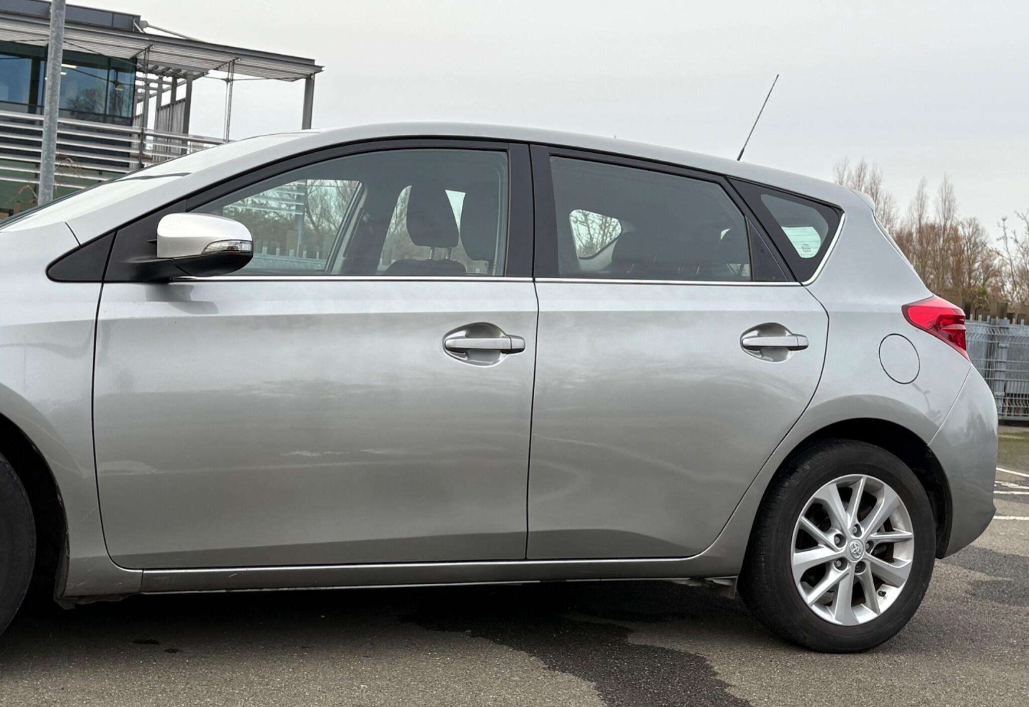 2014 TOYOTA AURIS 2014 TOYOTA AURIS