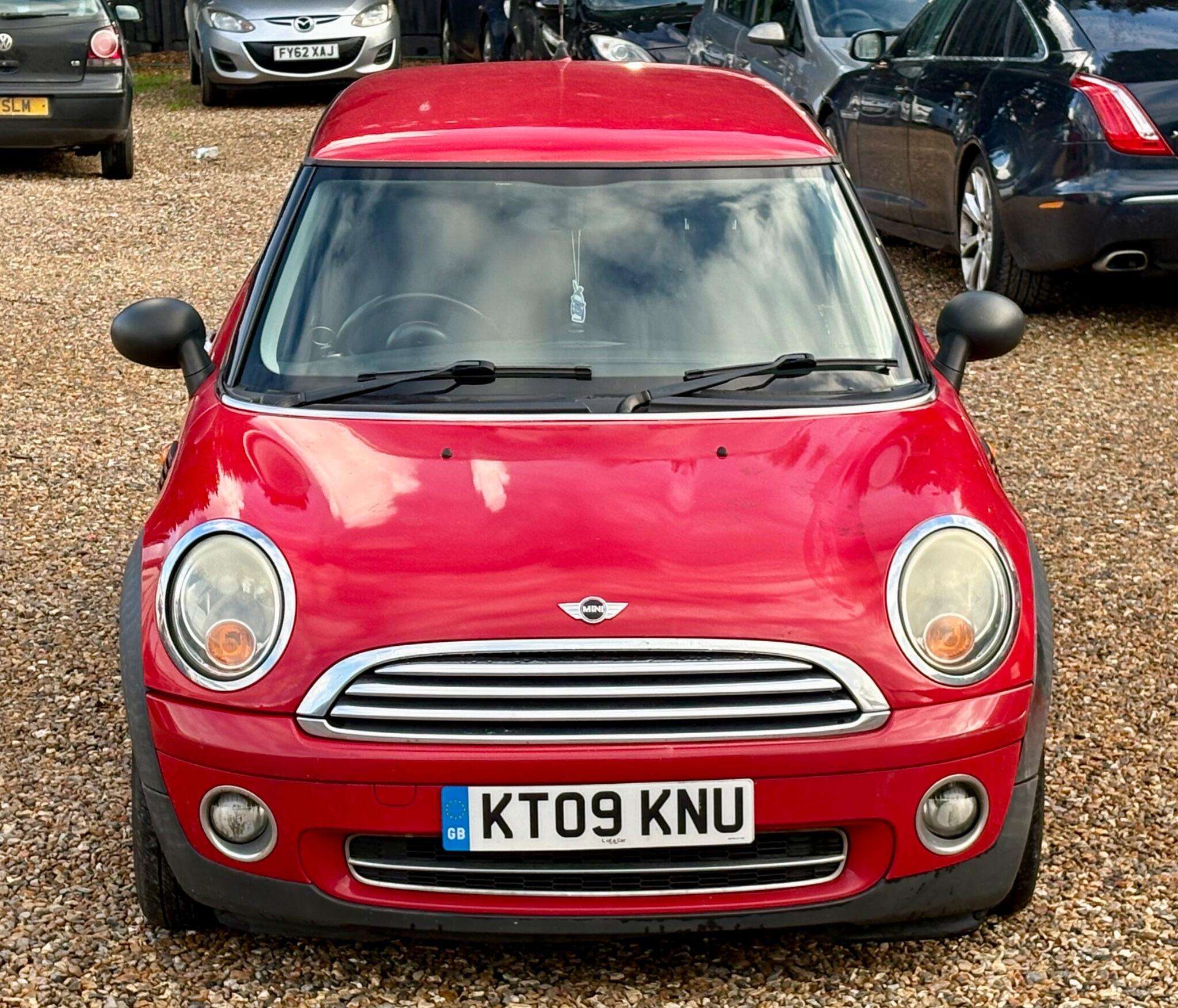 A 2009 MINI HATCH 1.4 One Euro 4 3dr A 2009 MINI HATCH 1.4 One Euro 4 3dr