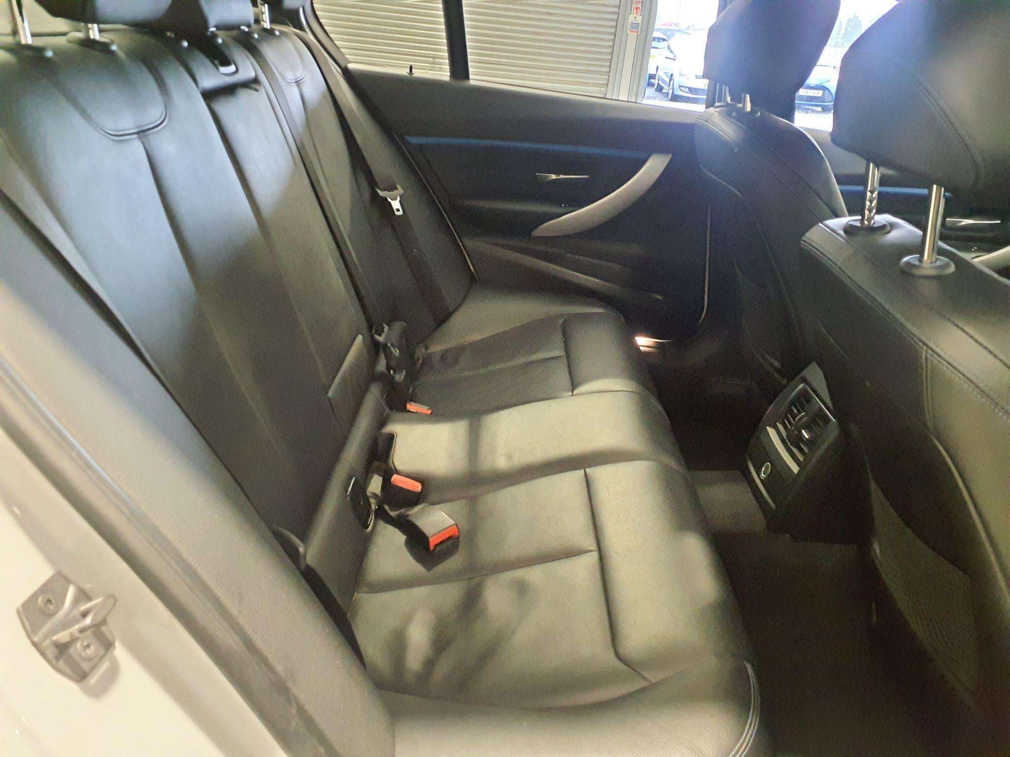 2018 BMW 3 SERIES 2018 BMW 3 SERIES