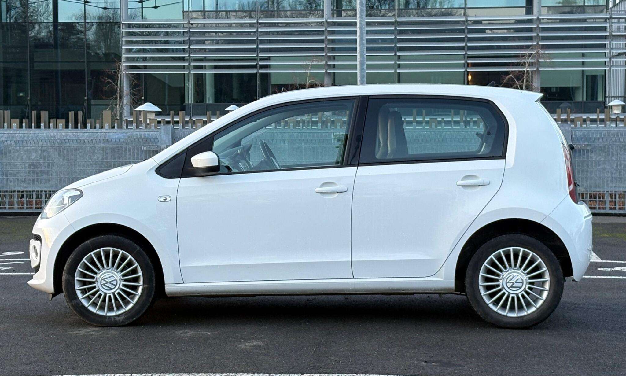 2014 VOLKSWAGEN UP! 2014 VOLKSWAGEN UP!
