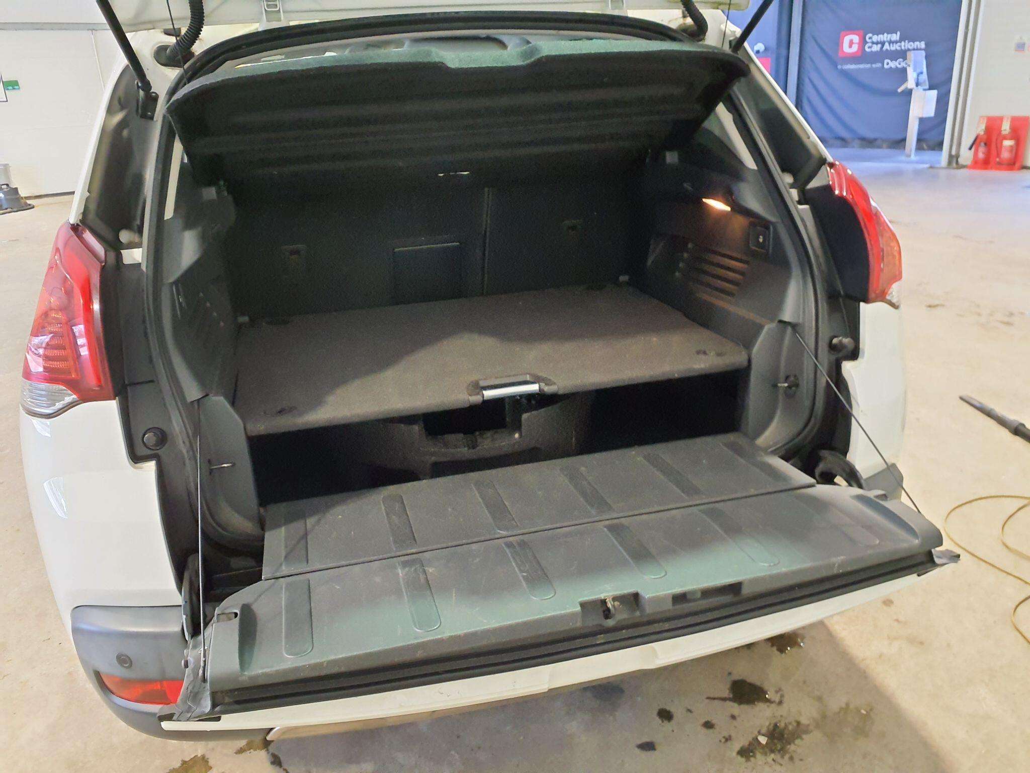 2016 PEUGEOT 3008 2016 PEUGEOT 3008