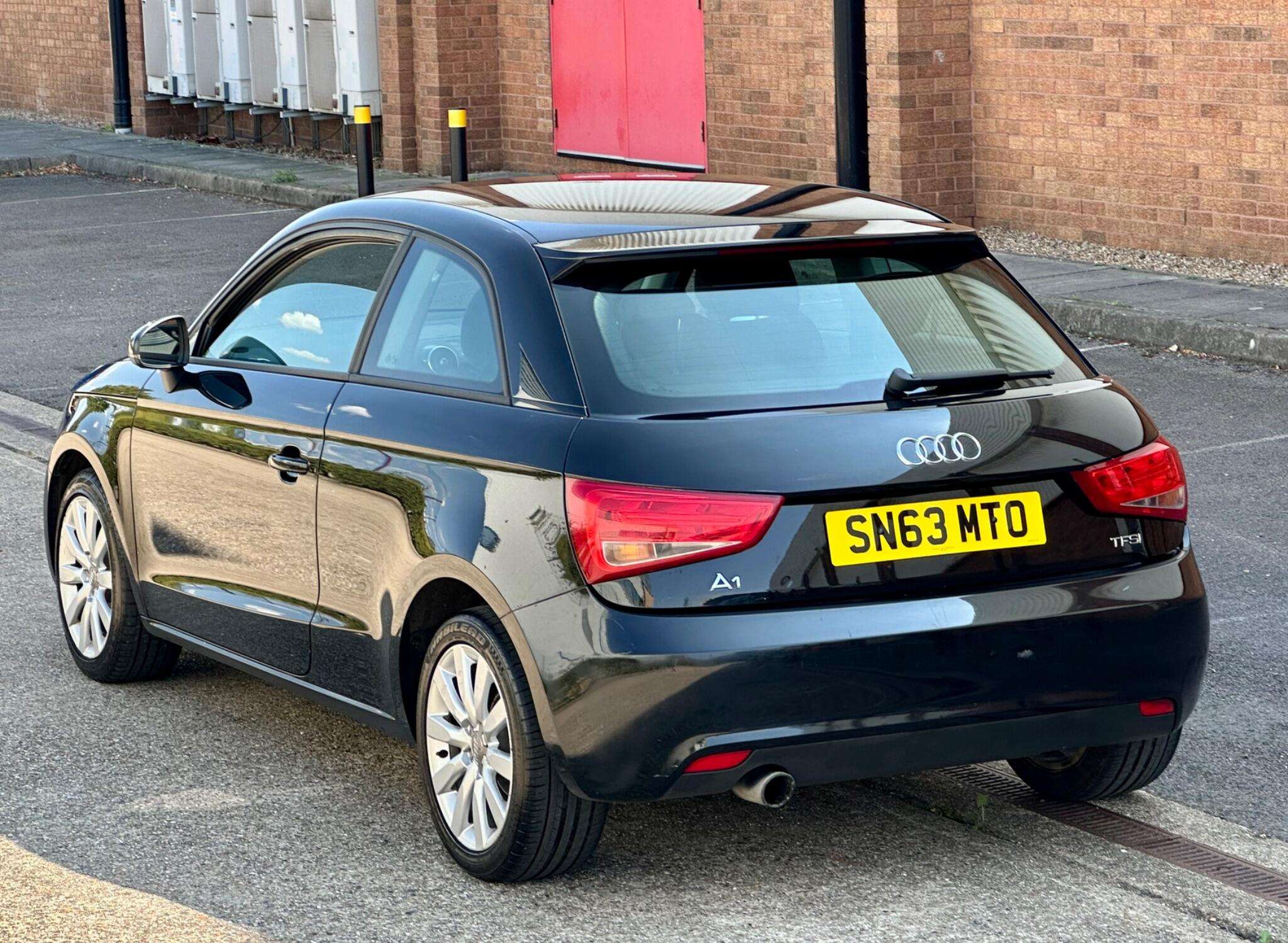 2013 AUDI A1 2013 AUDI A1