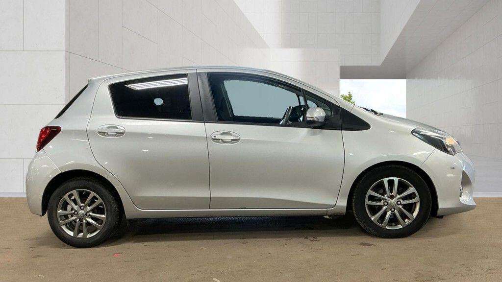 2014 TOYOTA YARIS 2014 TOYOTA YARIS