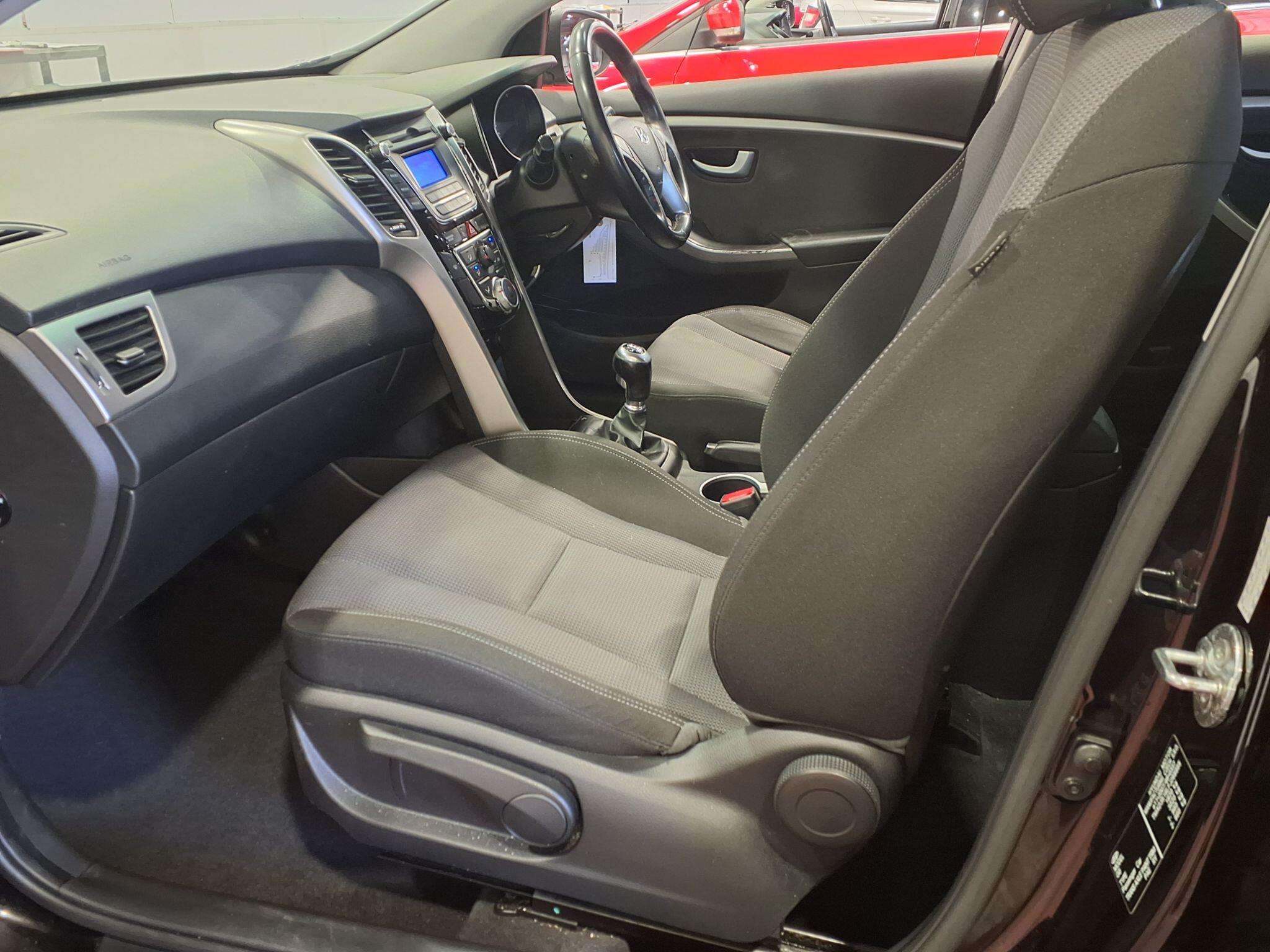 2015 HYUNDAI I30 2015 HYUNDAI I30