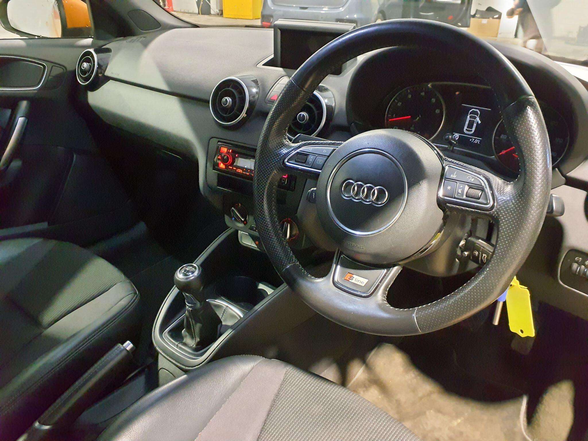 2012 AUDI A1 2012 AUDI A1