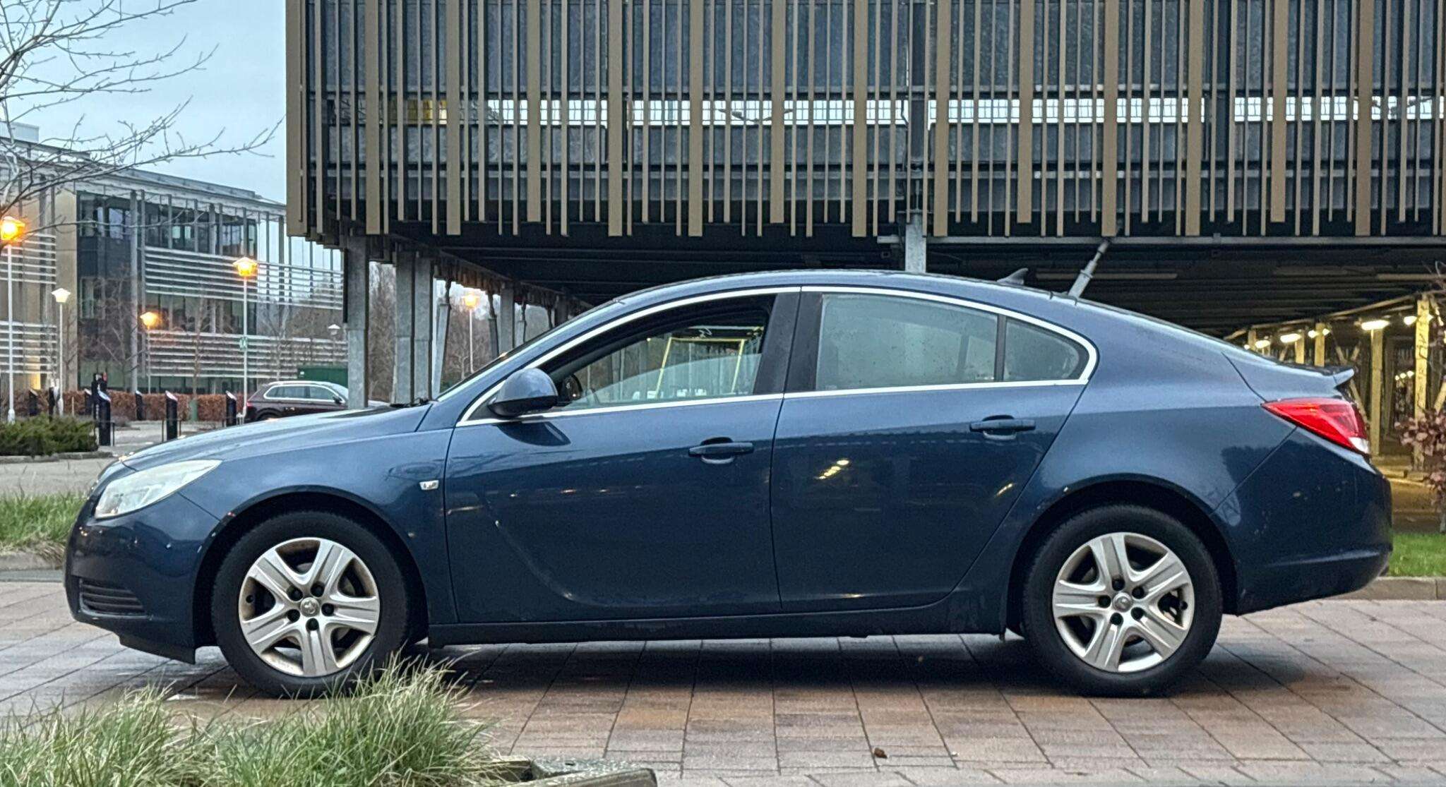 2010 VAUXHALL INSIGNIA 2010 VAUXHALL INSIGNIA